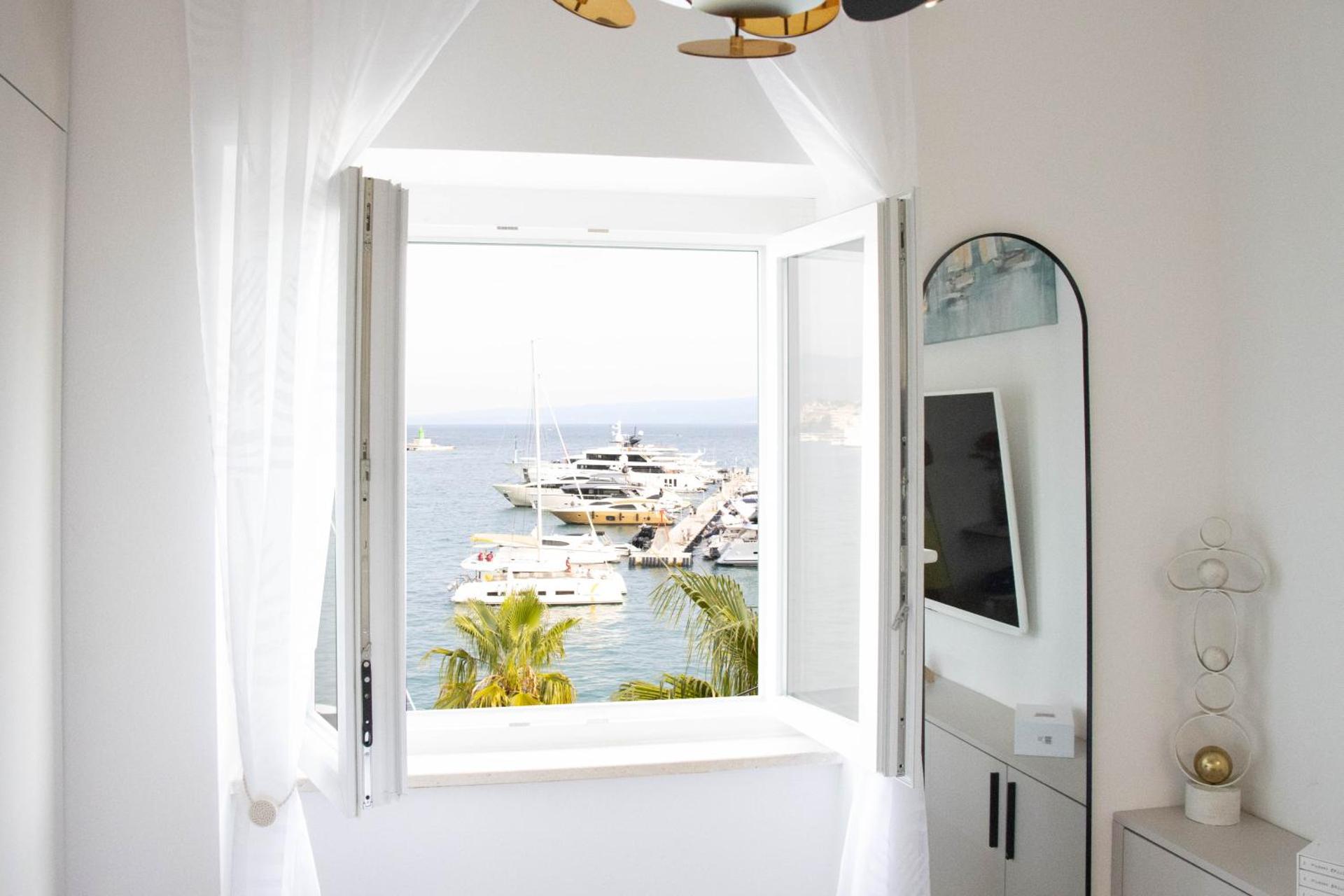 Split Coast Apartment