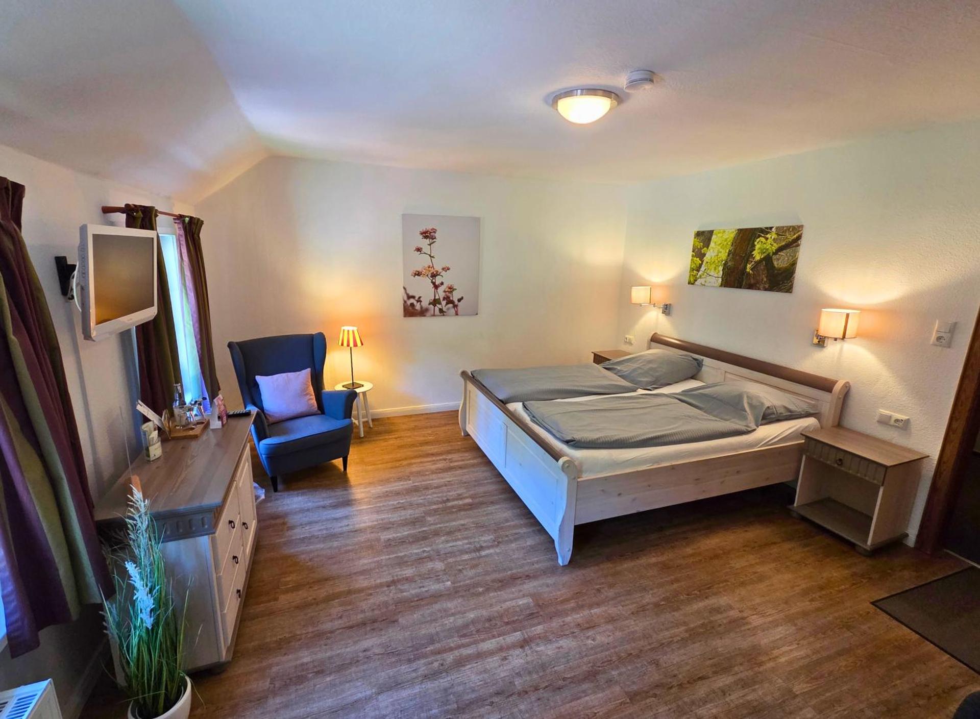 Photo of the whole room