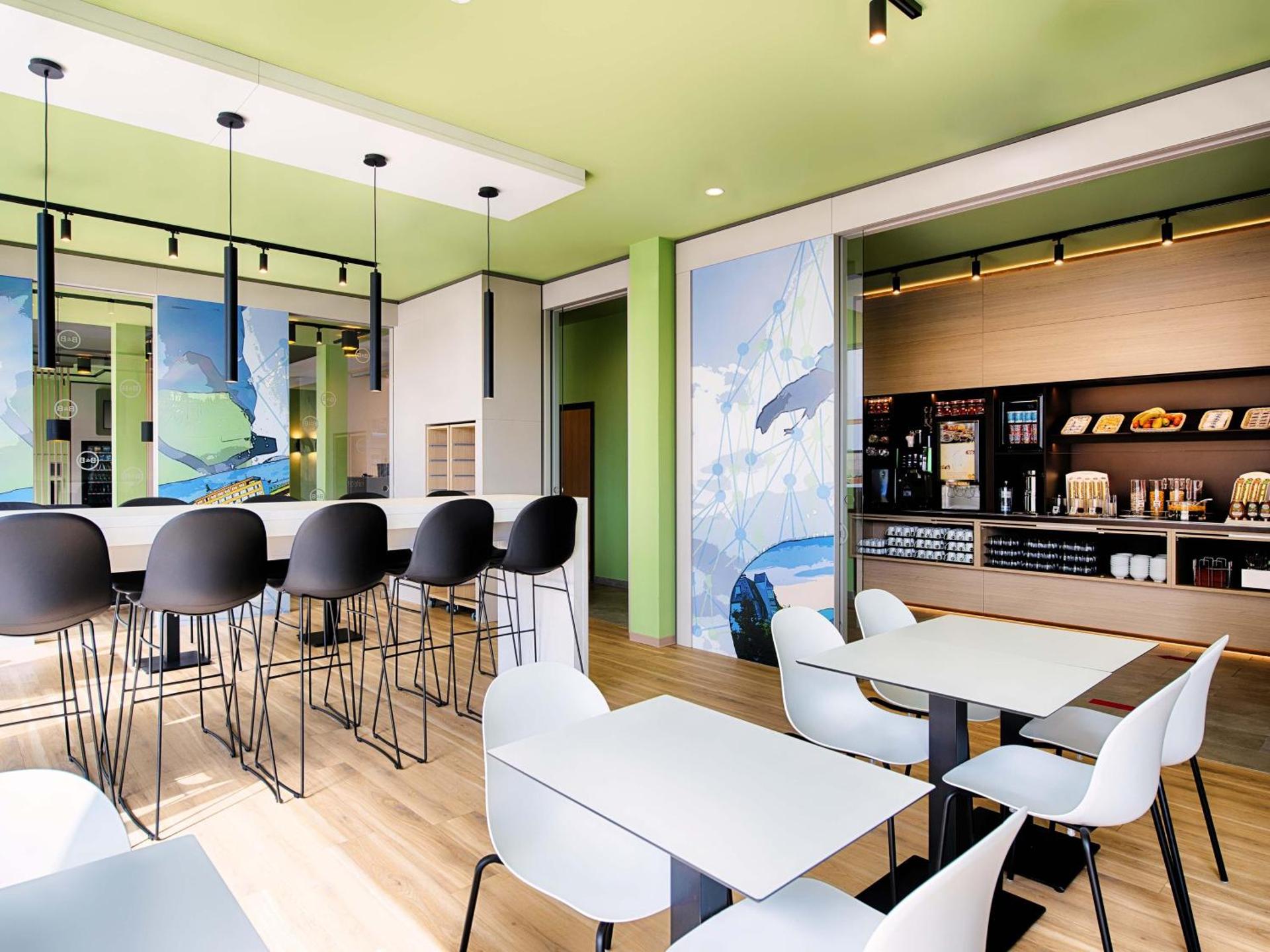 Meeting/conference room