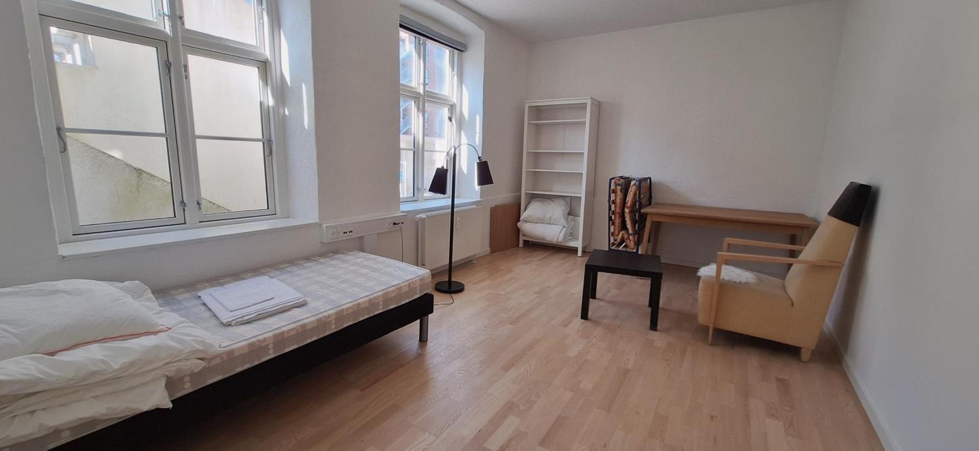 Private Room in a shared apartment