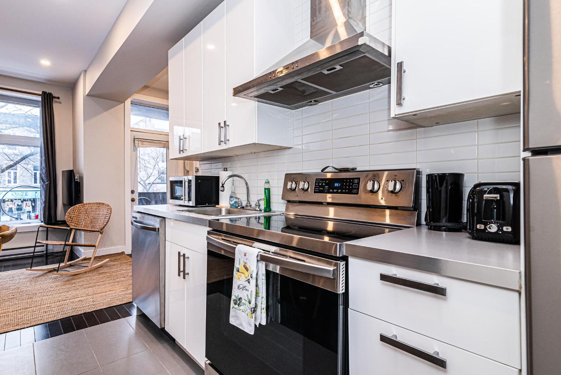 Kitchen or kitchenette