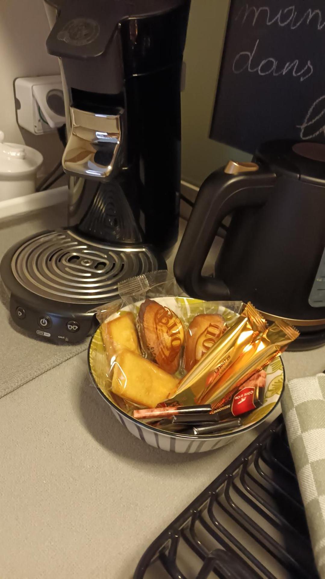 Coffee/tea facilities