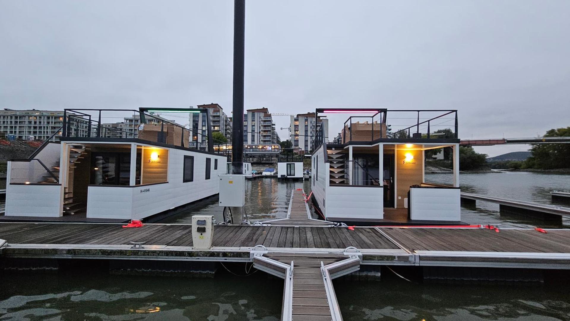 Prestige Yacht Resort Budapest