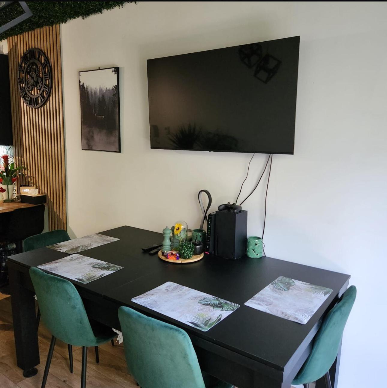 Green Apartament Chill Modlin Airport