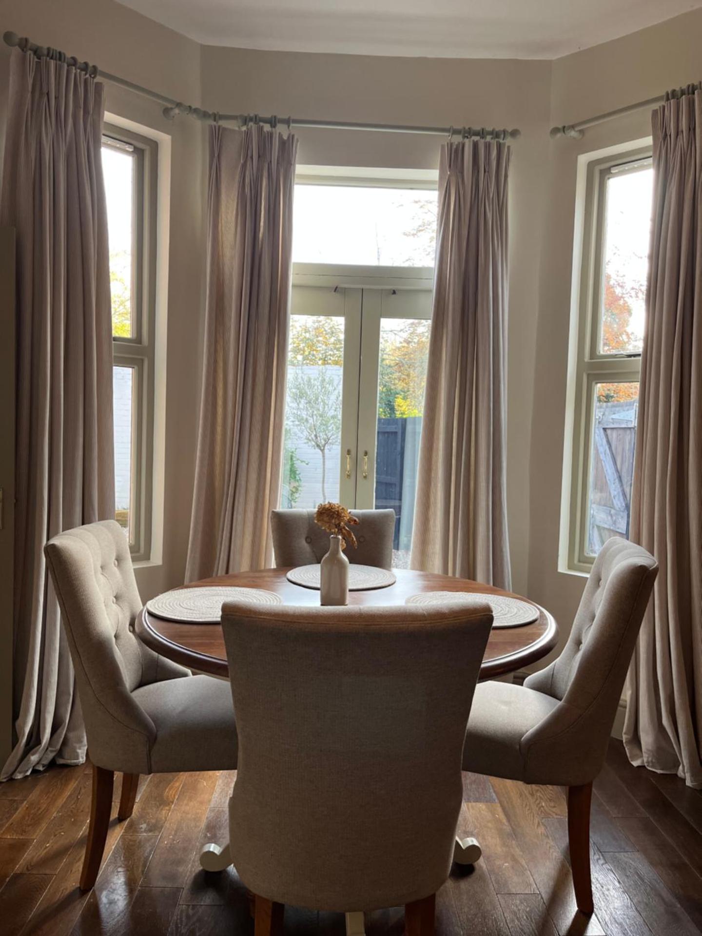 Glenesk Flat 2 with private courtyard