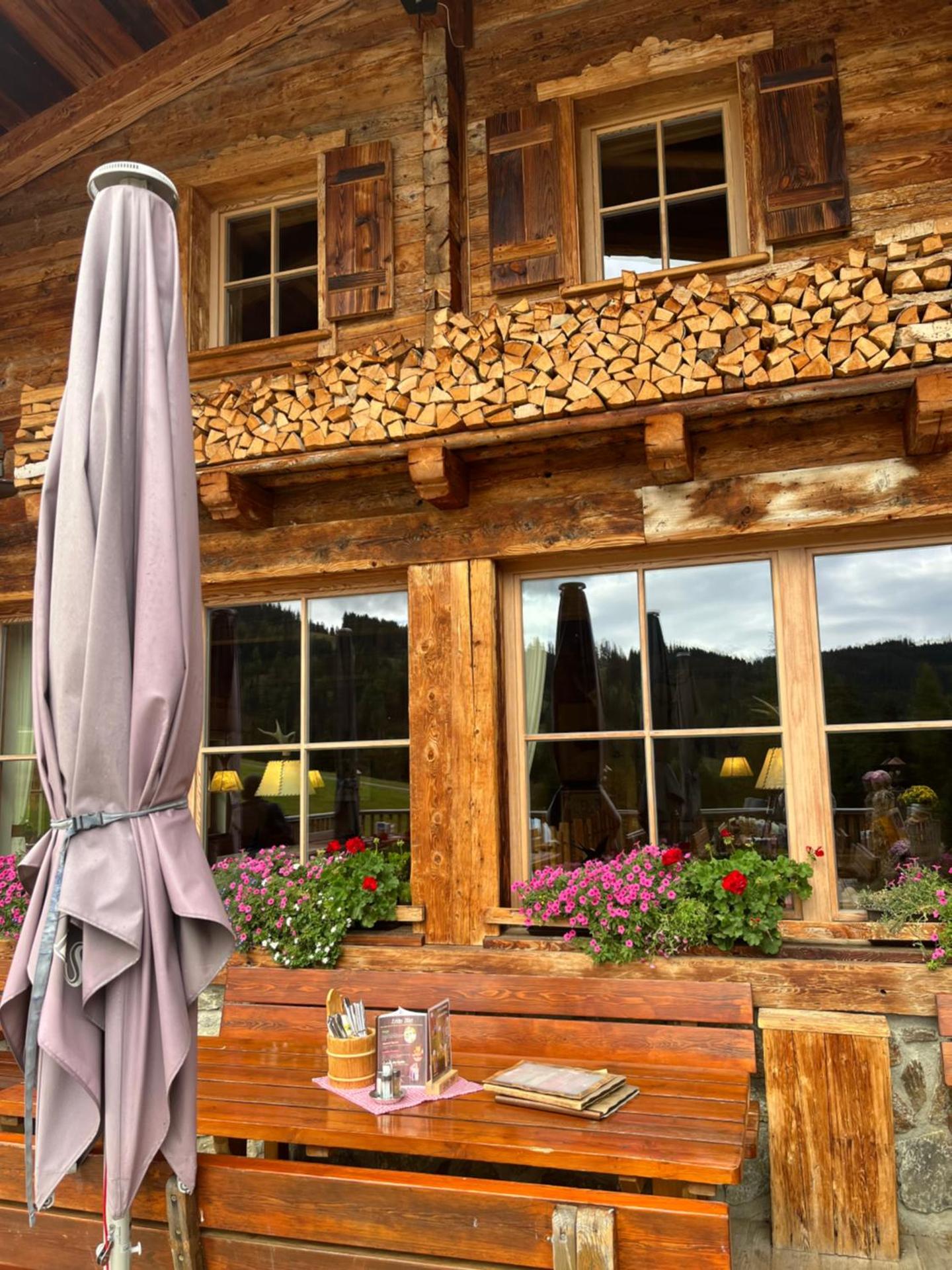 Small attic apartment close to Lake and Mountains Fussach