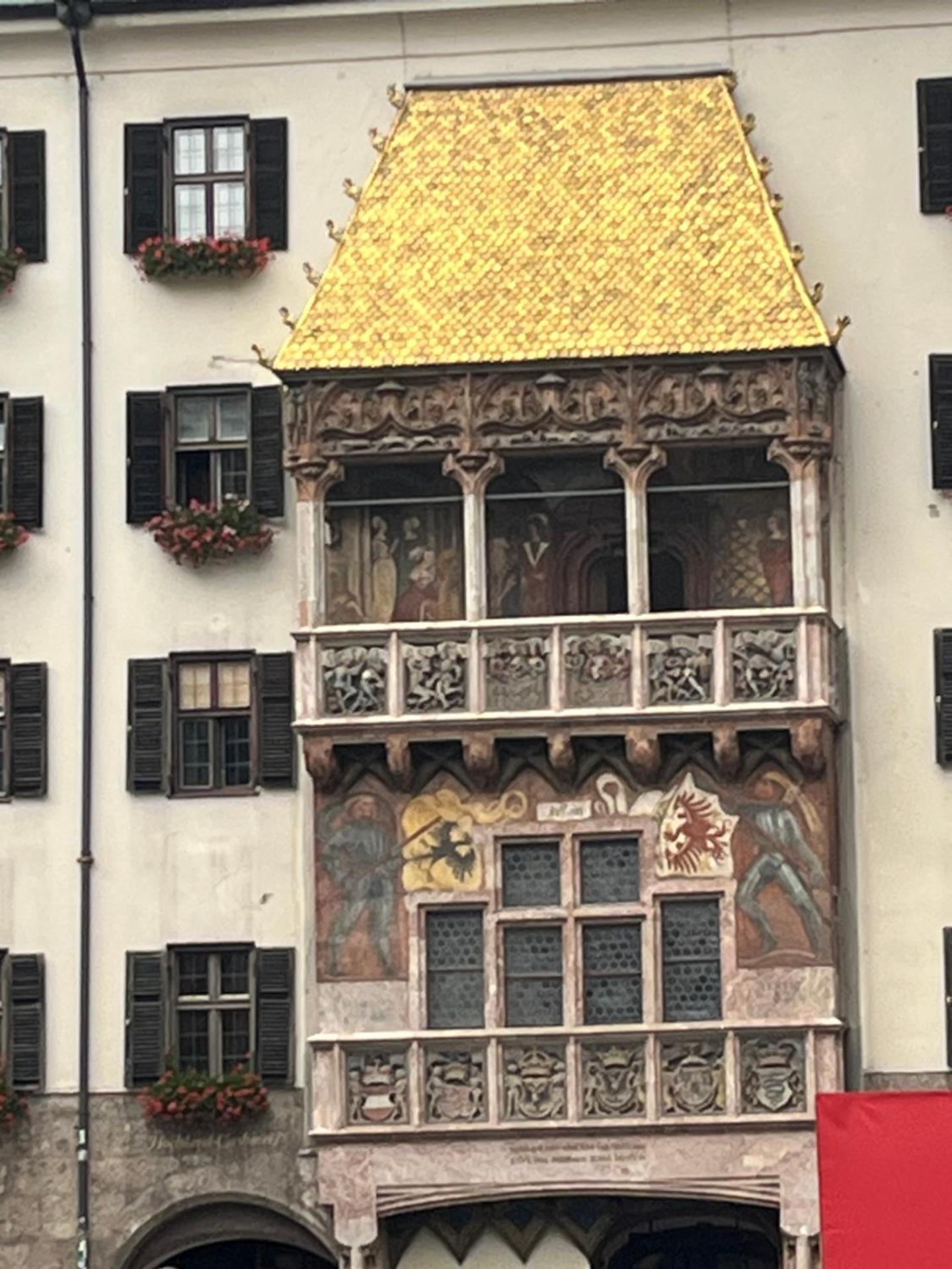 Small attic apartment close to Lake and Mountains Fussach