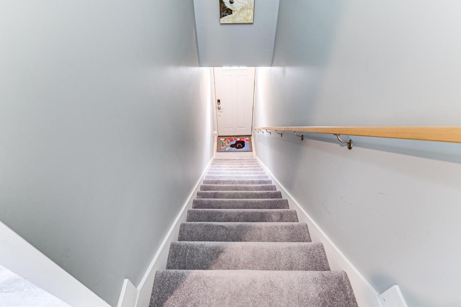 Walk to Dtwn Charlevoix Condo with Fireplace