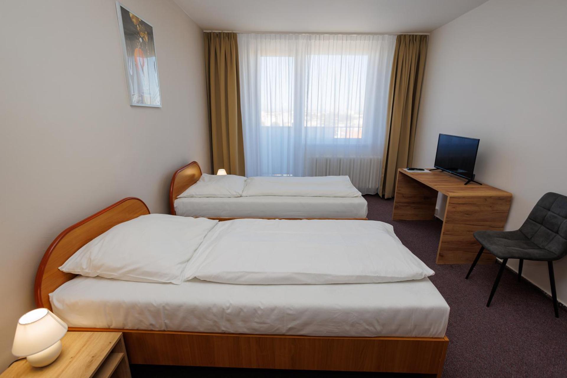Economy Twin Room