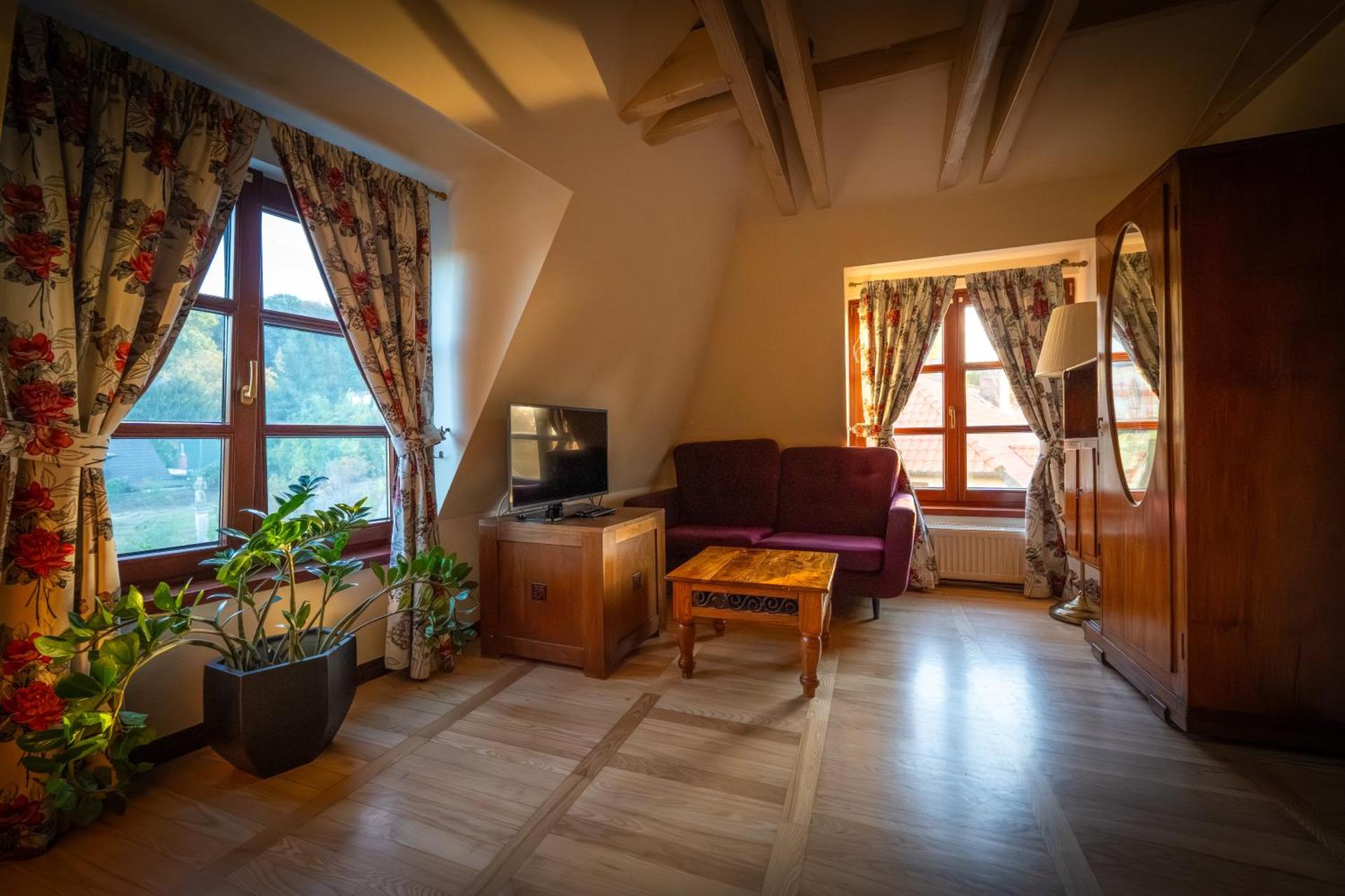 Photo of the whole room