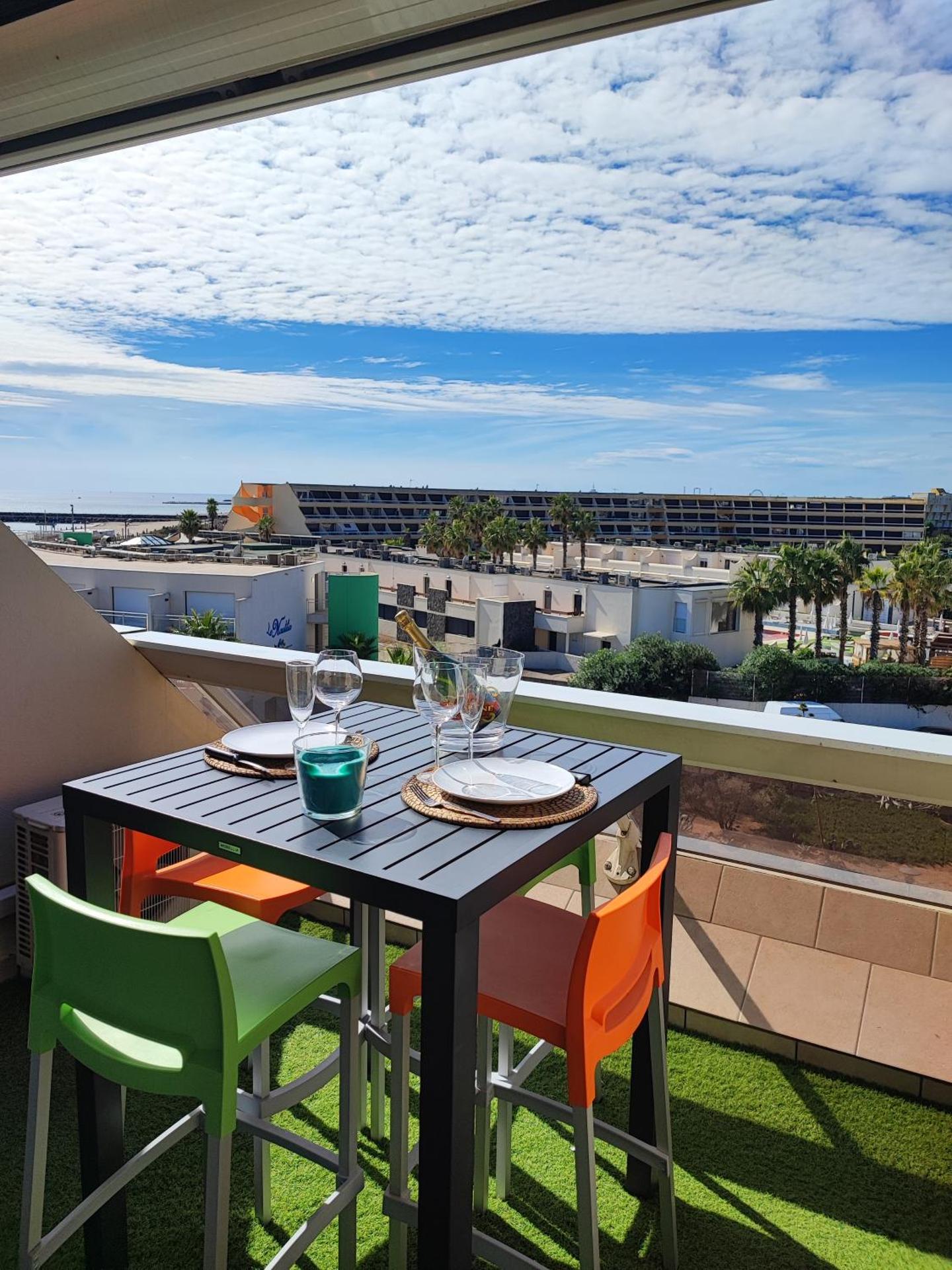 Héliopolis AB dernier étage Vue mer