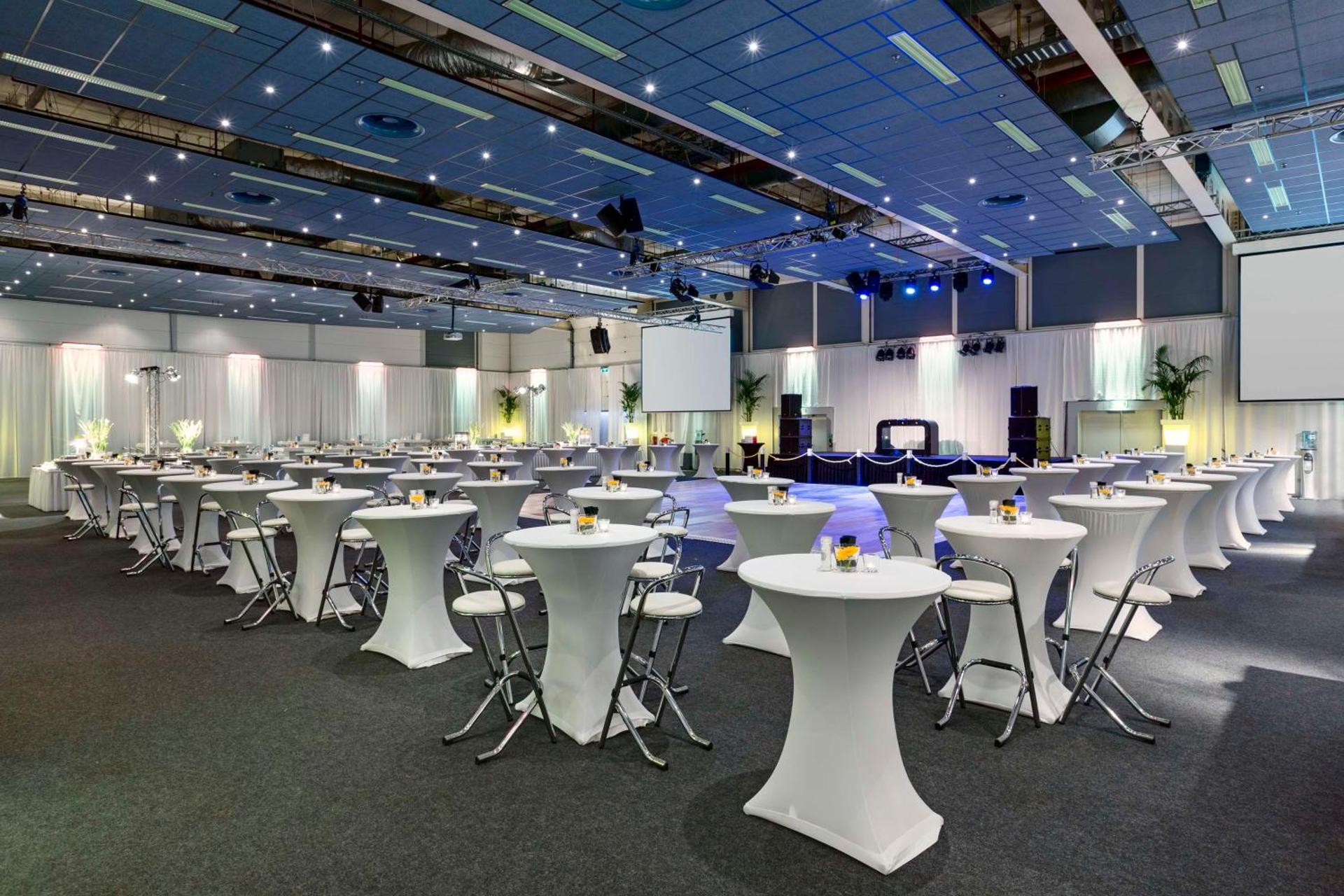 Meeting/conference room