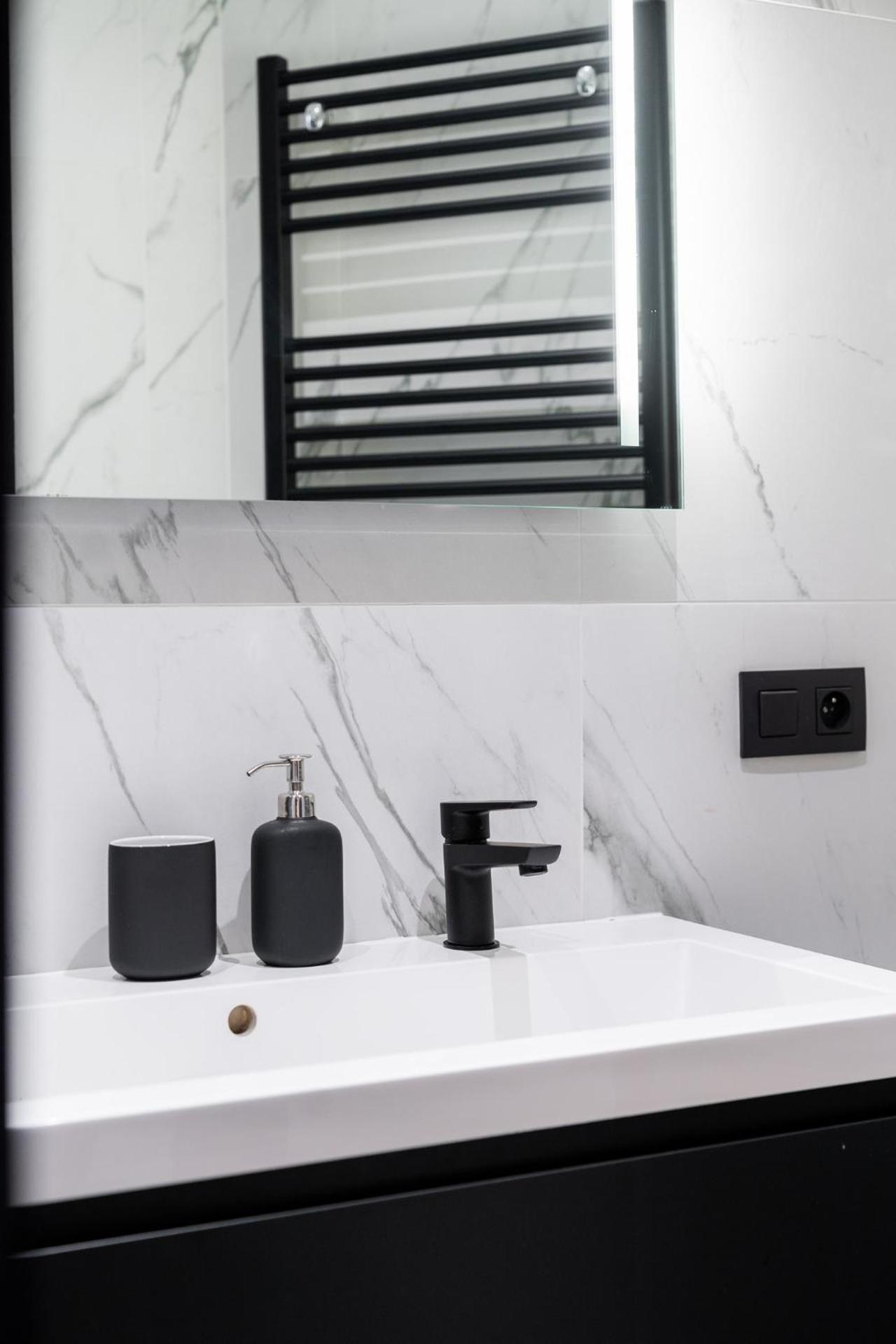 A Marbled Touched Haven