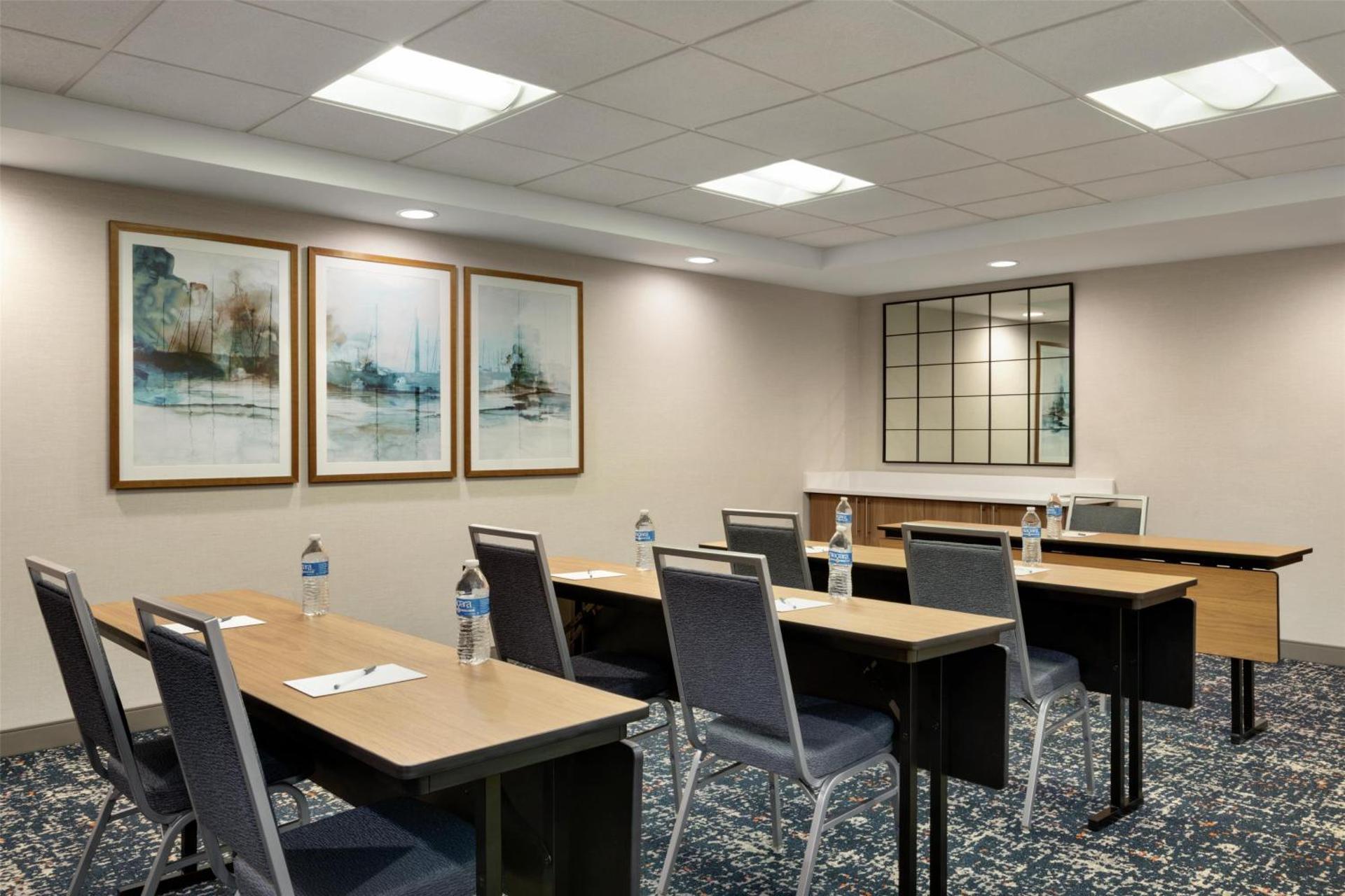 Meeting/conference room