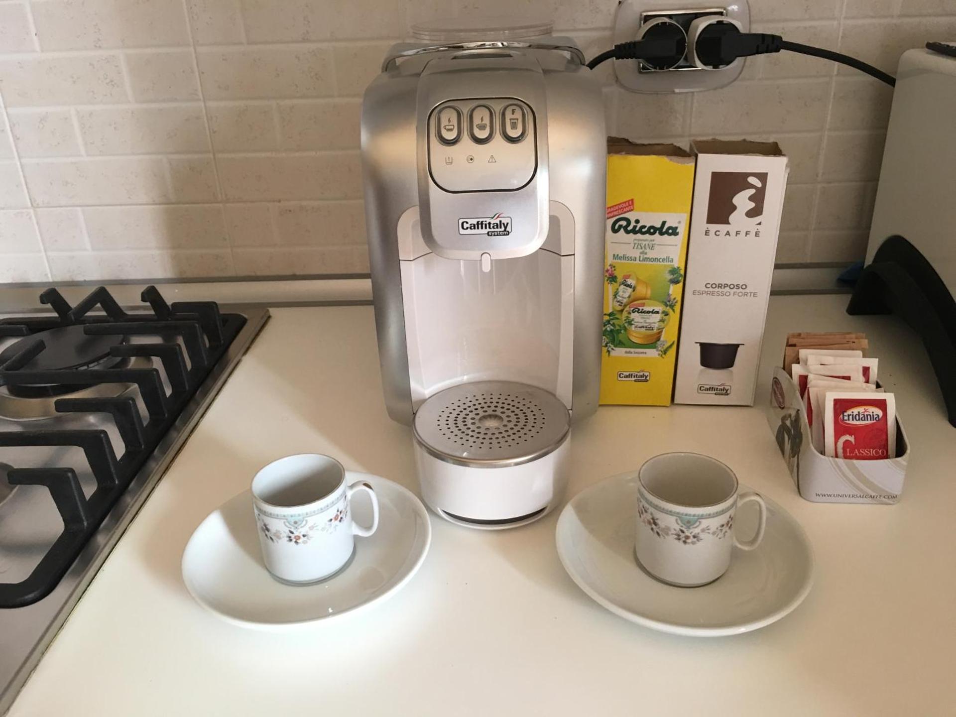 Coffee/tea facilities