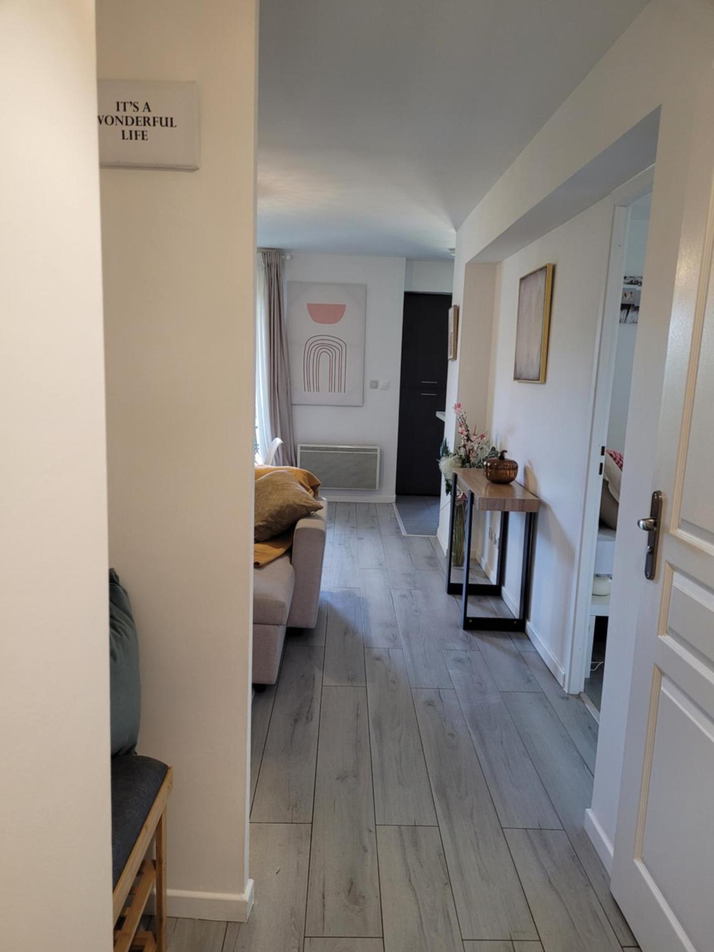 COCOONING HOUSE Suite 216 SWEET AND HARMONY- AEROPORT PARIS ROISSY CDG, PARC ASTERIX, CHATEAU DE CHANTILLY, STADE DE FRANCE