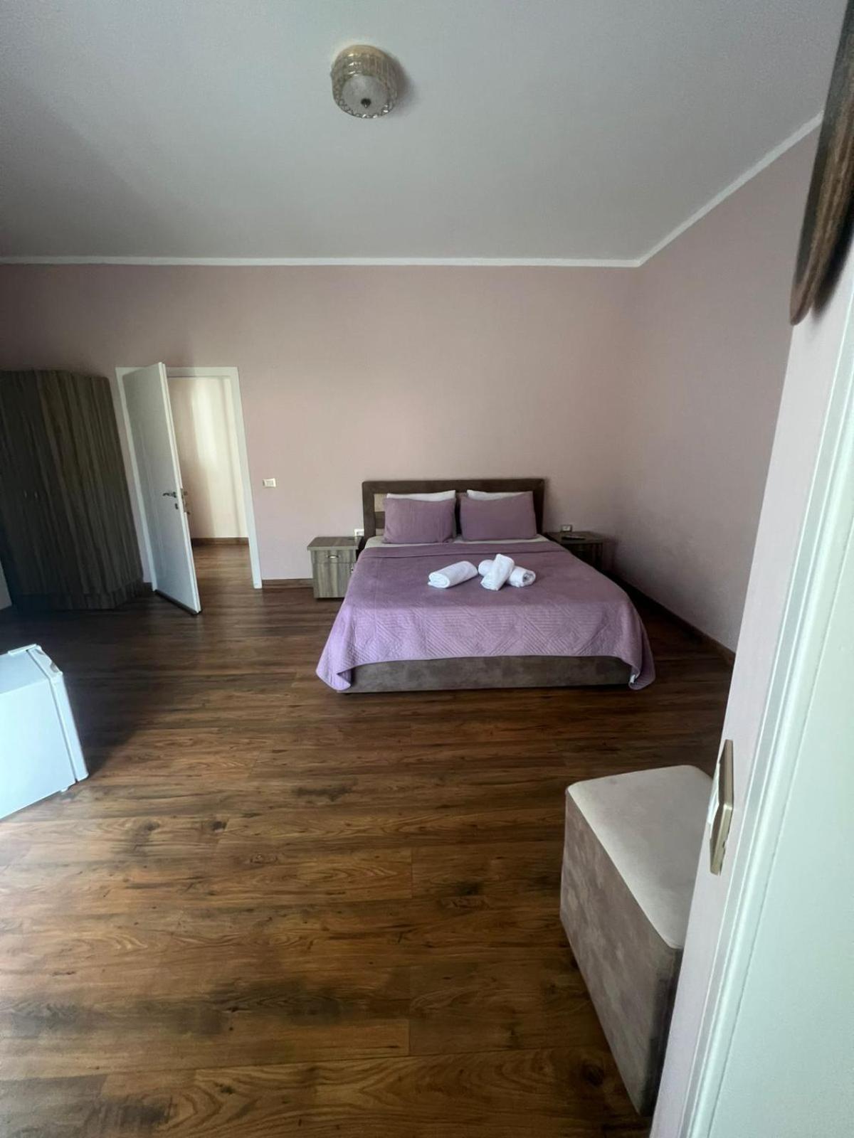 Razem Lendina e Qete