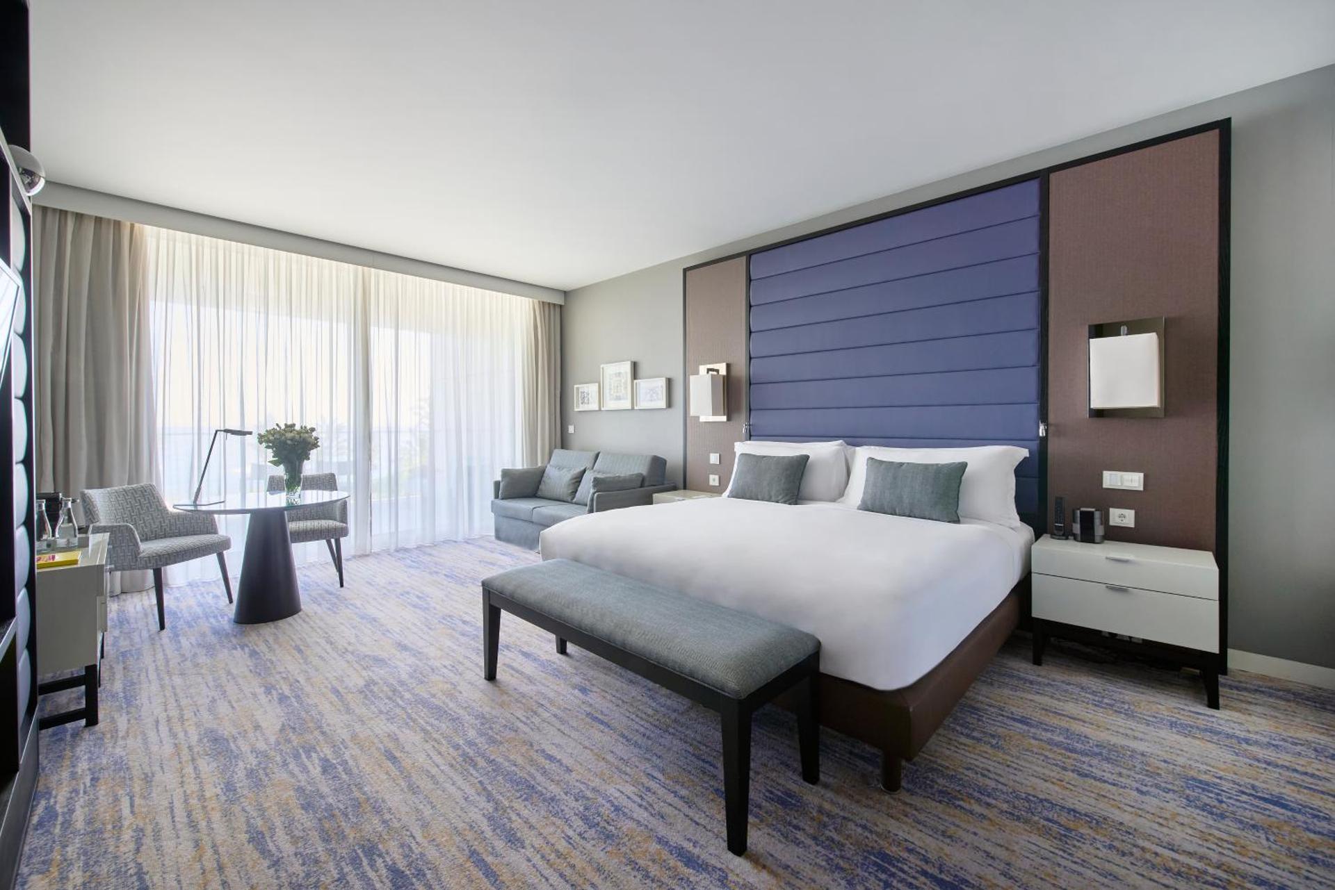 Junior King Suite with Ocean View