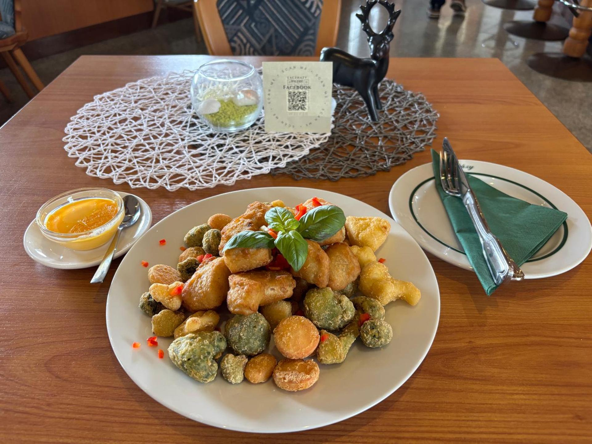 M1 Laczházy Hotel Coffee & More