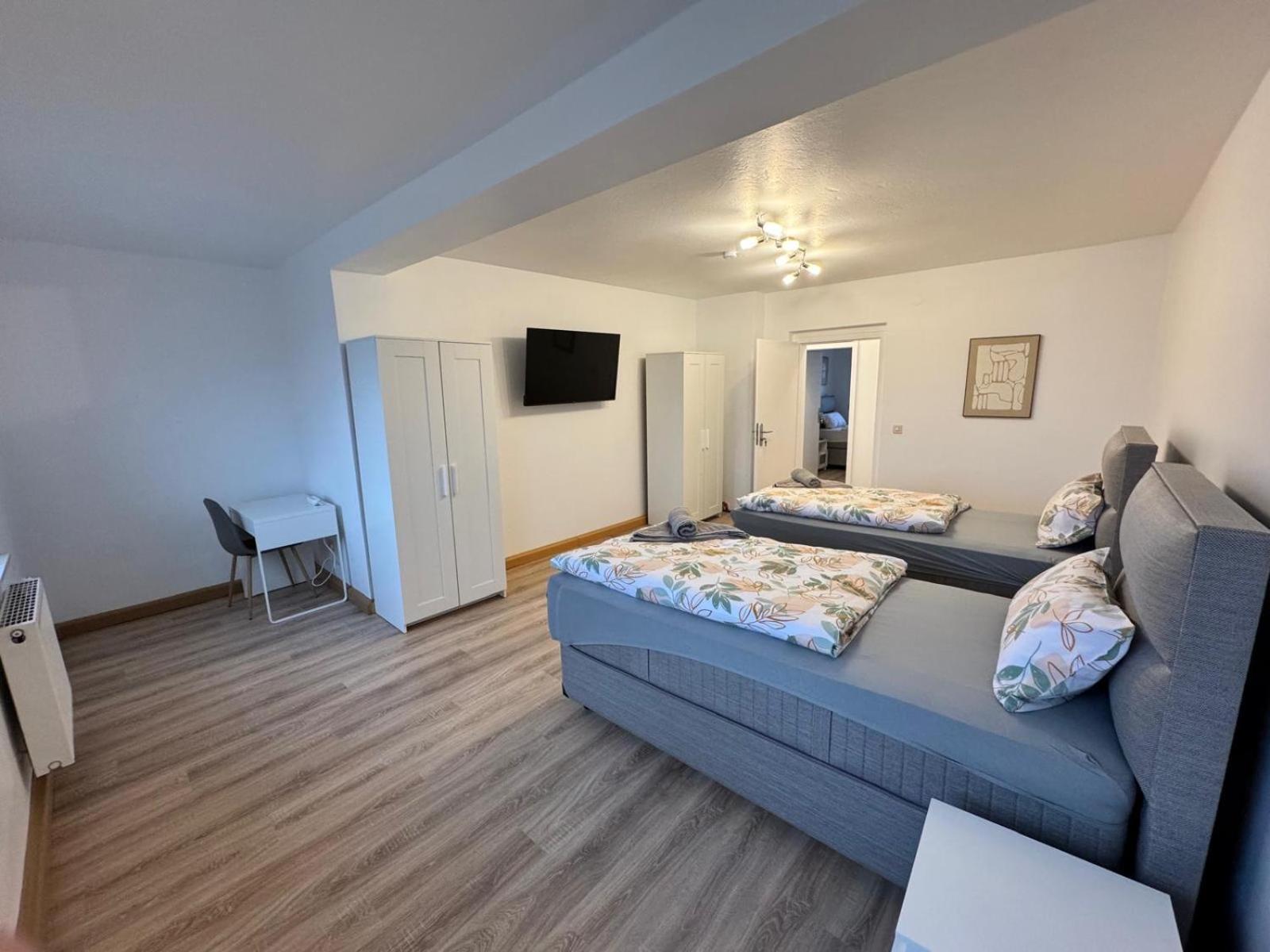 Ferienwohnungen Yanev- Hof