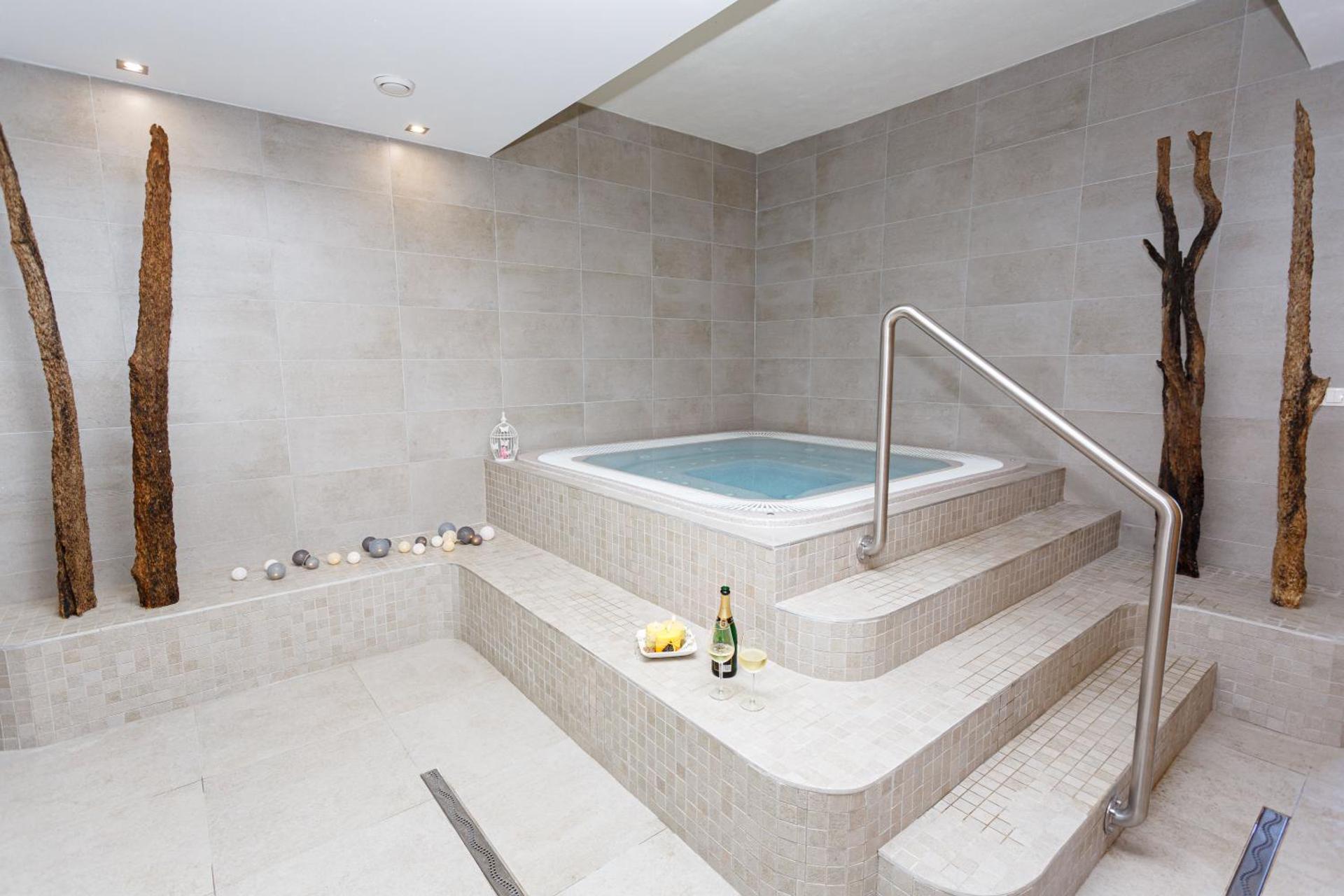 Spa and wellness centre/facilities