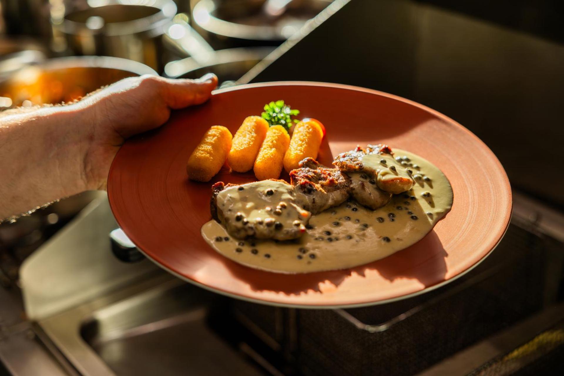 Restaurant/places to eat