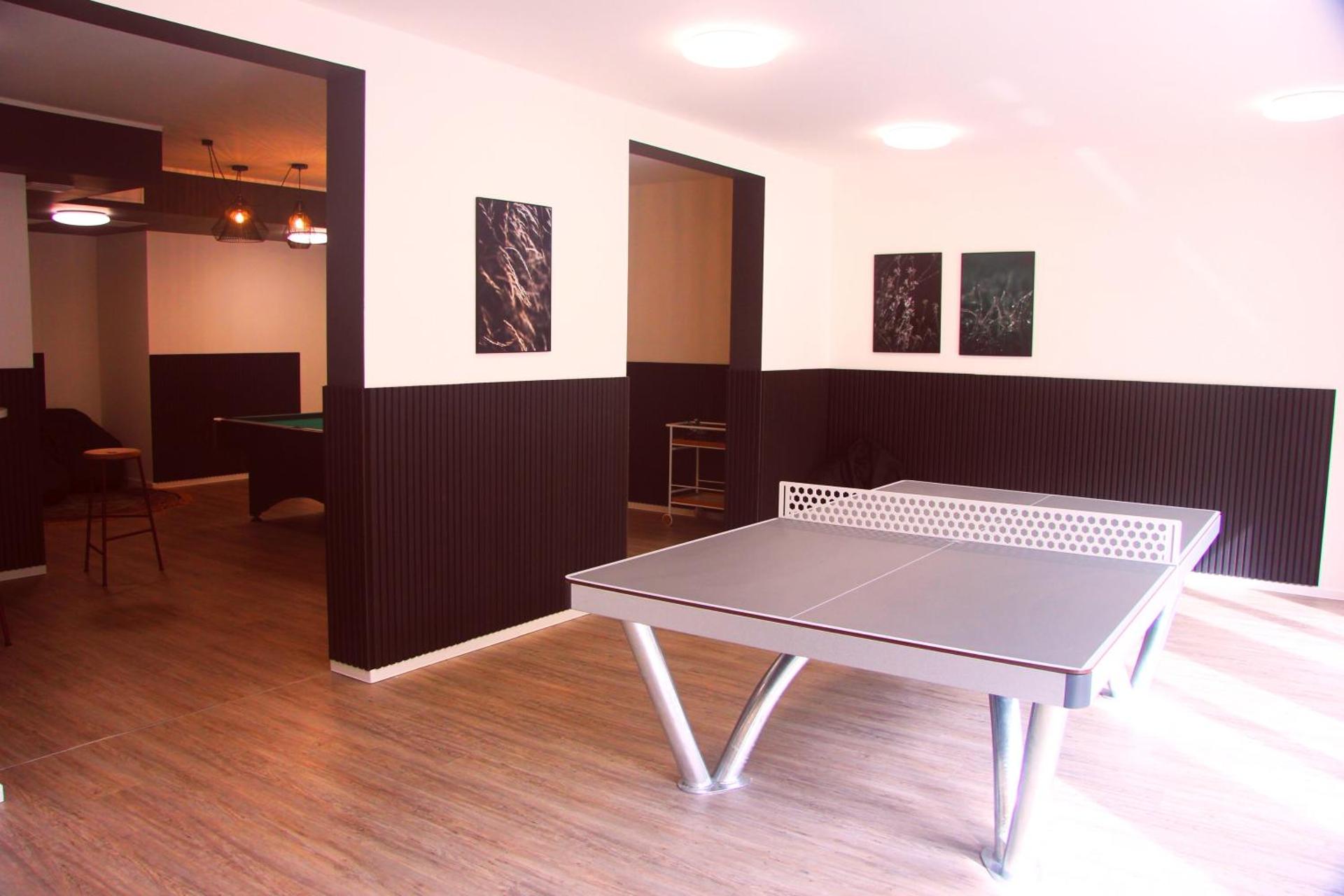 Communal lounge/ TV room