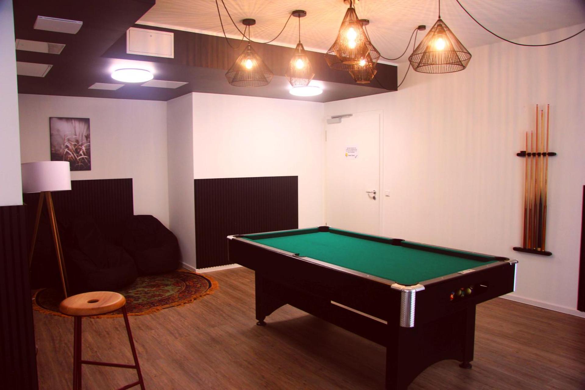 Communal lounge/ TV room