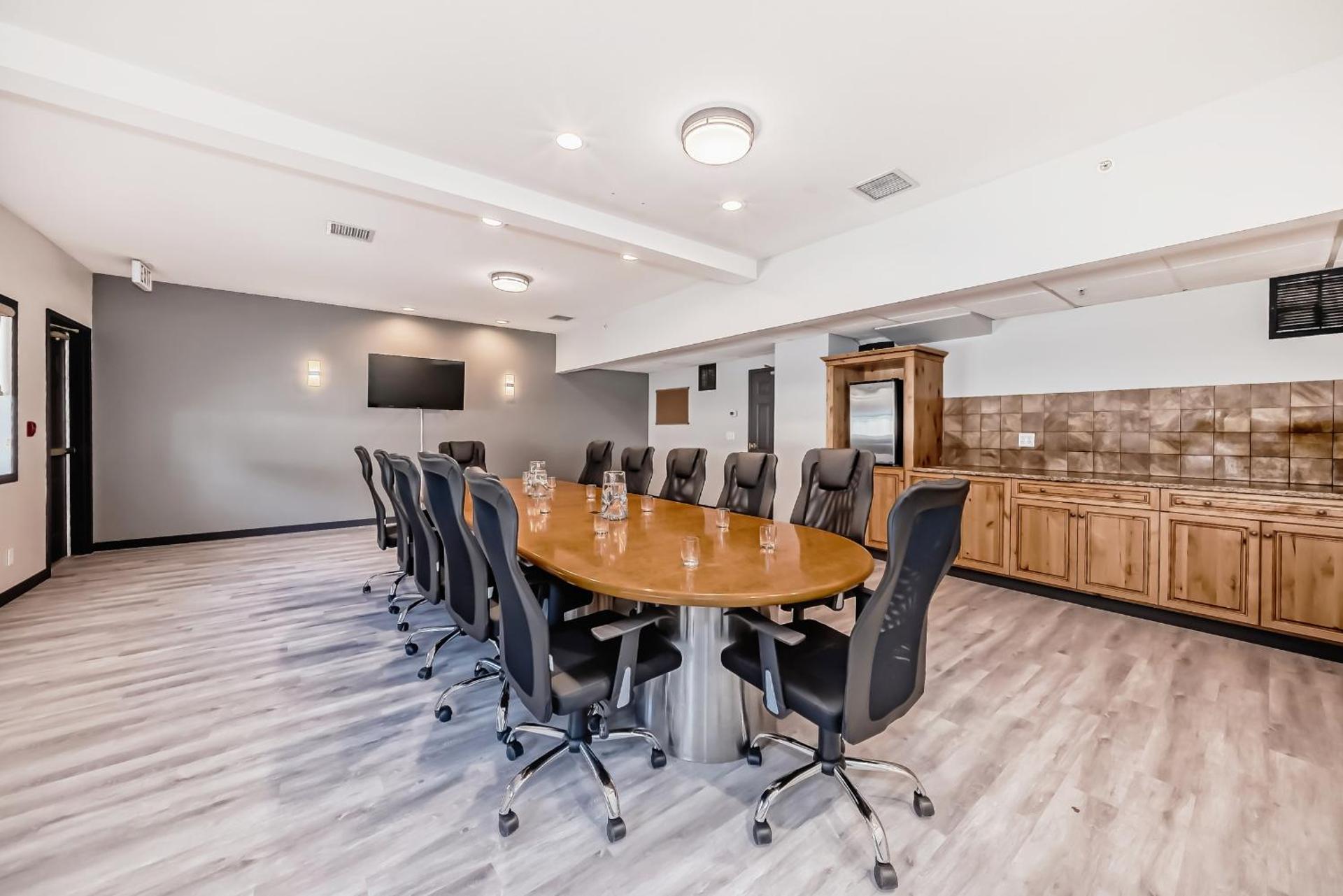 Meeting/conference room