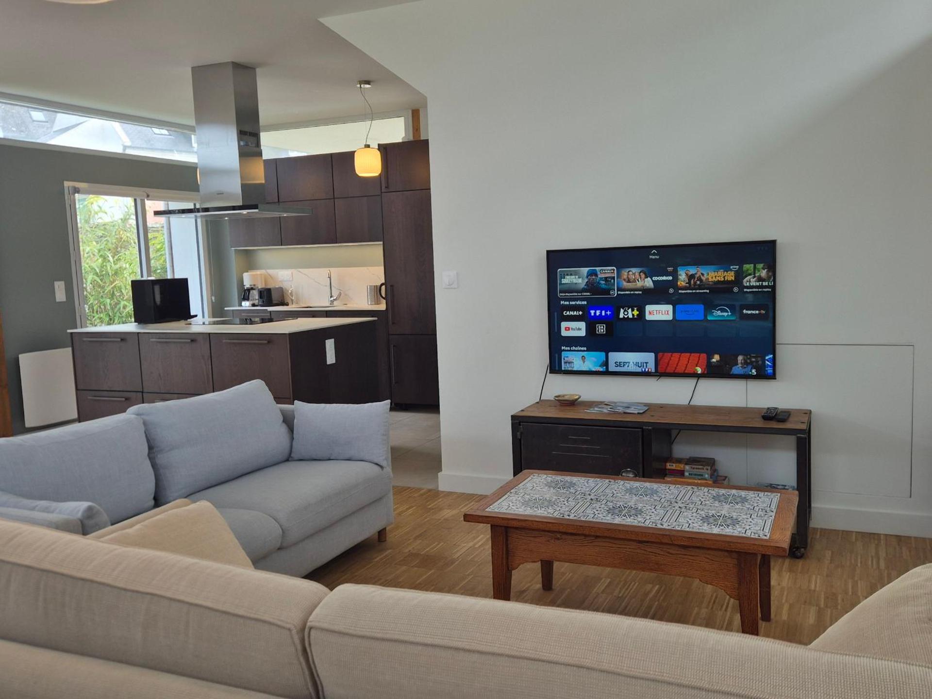 Superbe maison neuve à Groix, proche bourg - FR-1-813-2