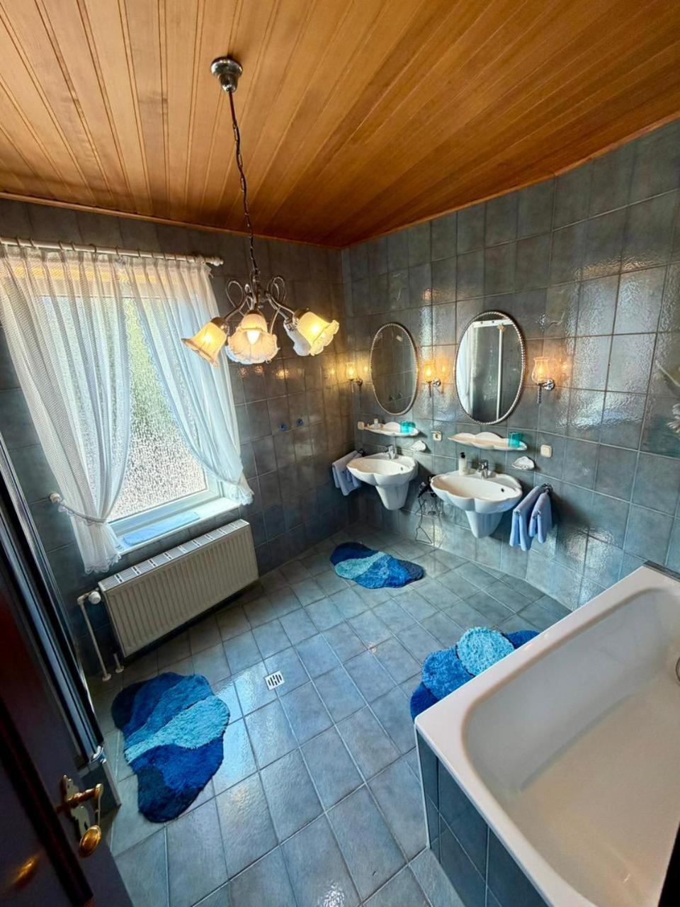 Hotel Runge 24 7 Check In & Free Parking