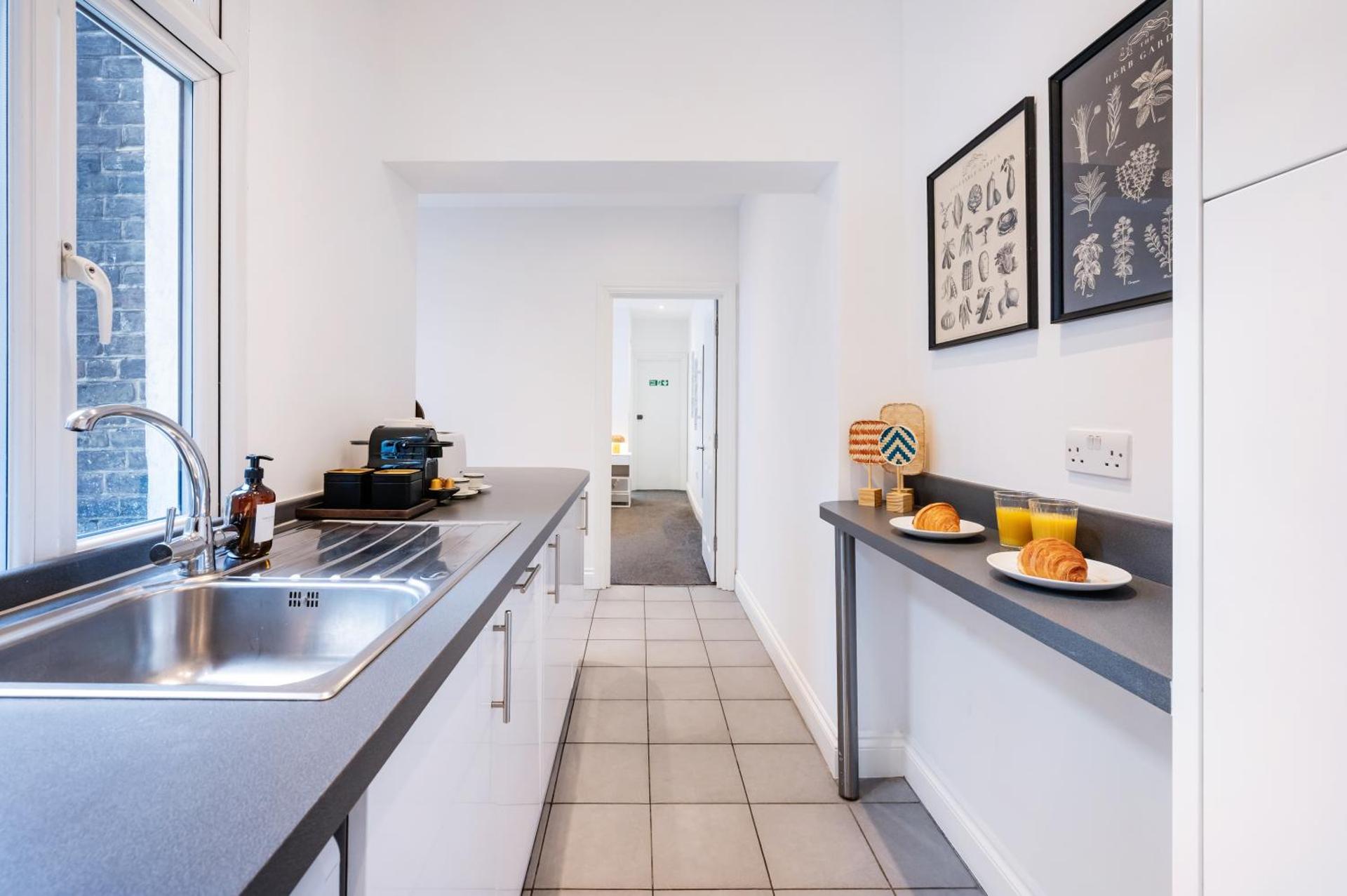 Kitchen or kitchenette