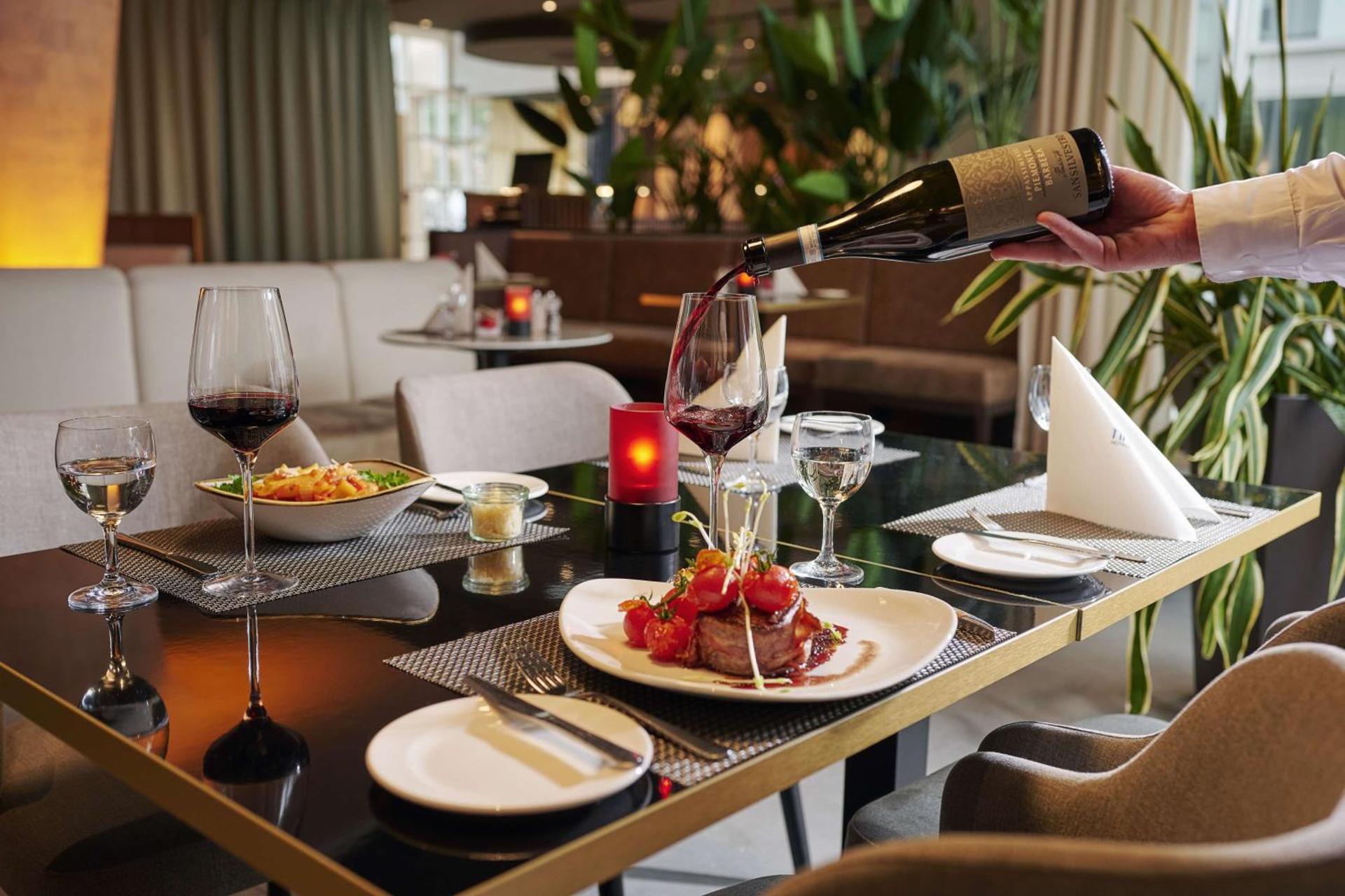 Restaurant/places to eat