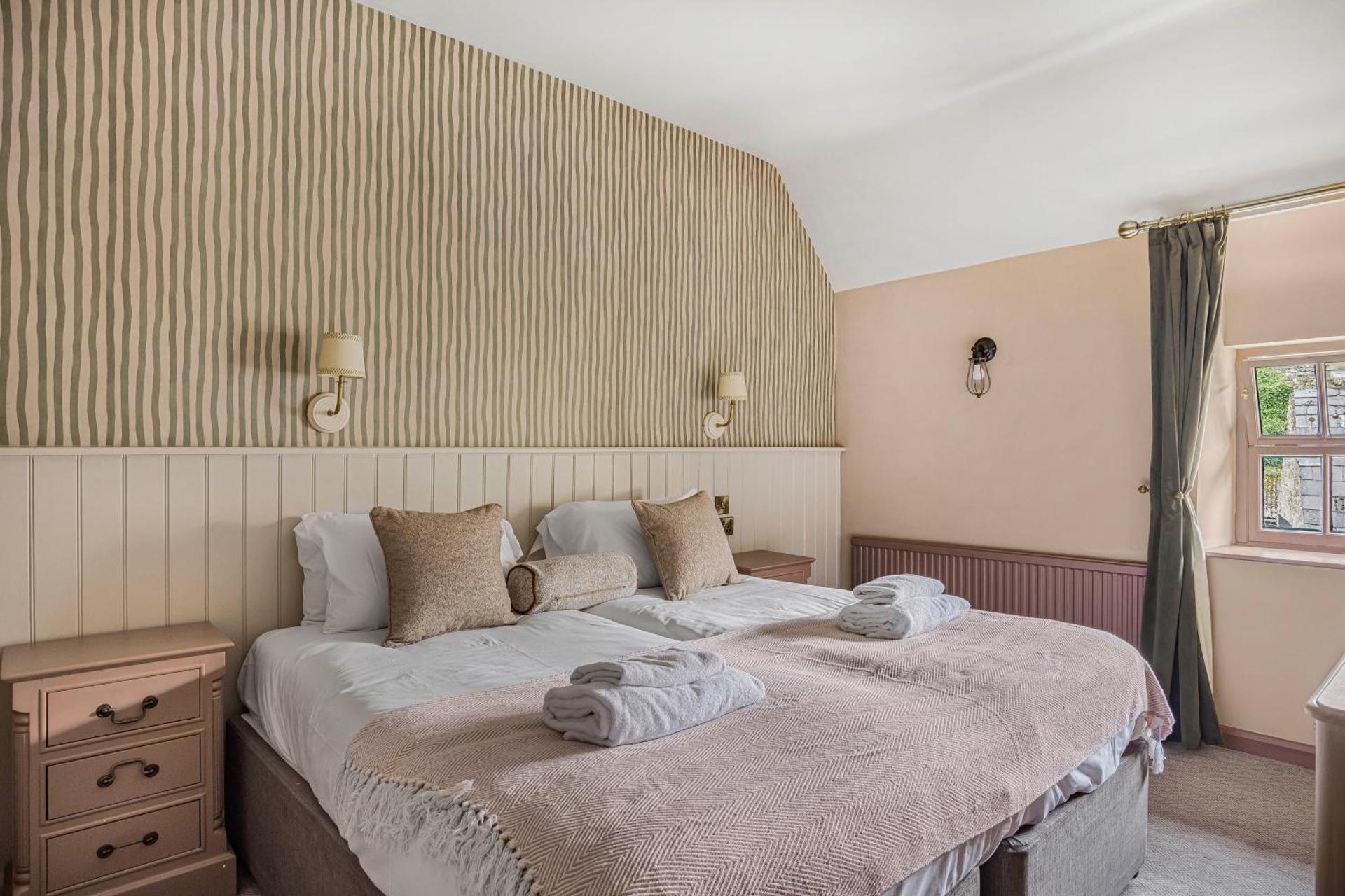 The Golden Pheasant Inn