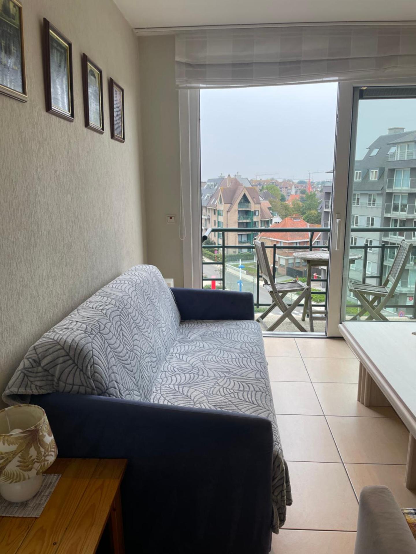 Appt Pablo met privé-garage, vlakbij zee, in Koksijde-Bad