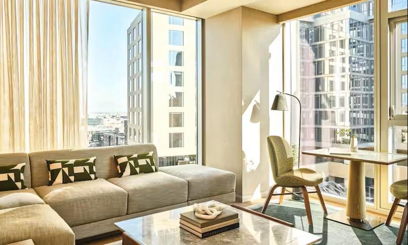 One-Bedroom King Suite with City View