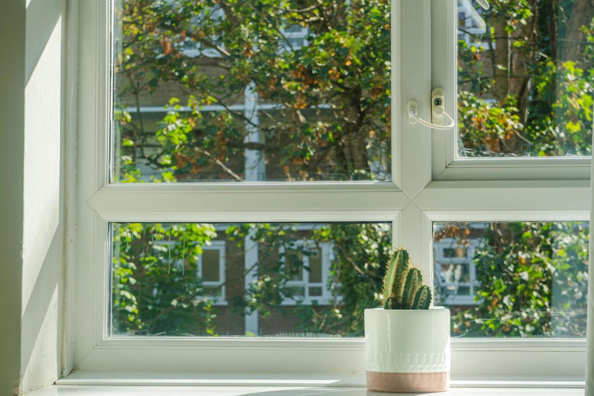 Cozy 4-Bed House in Wimbledon