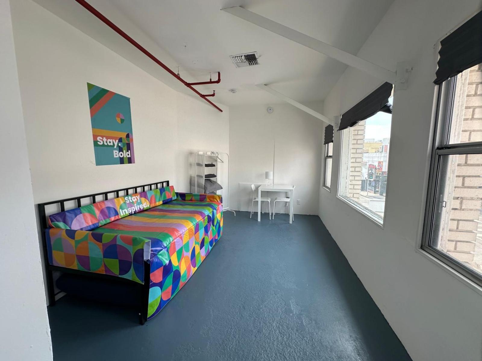 The Art Nook Private Rooms on Hollywood Blvd