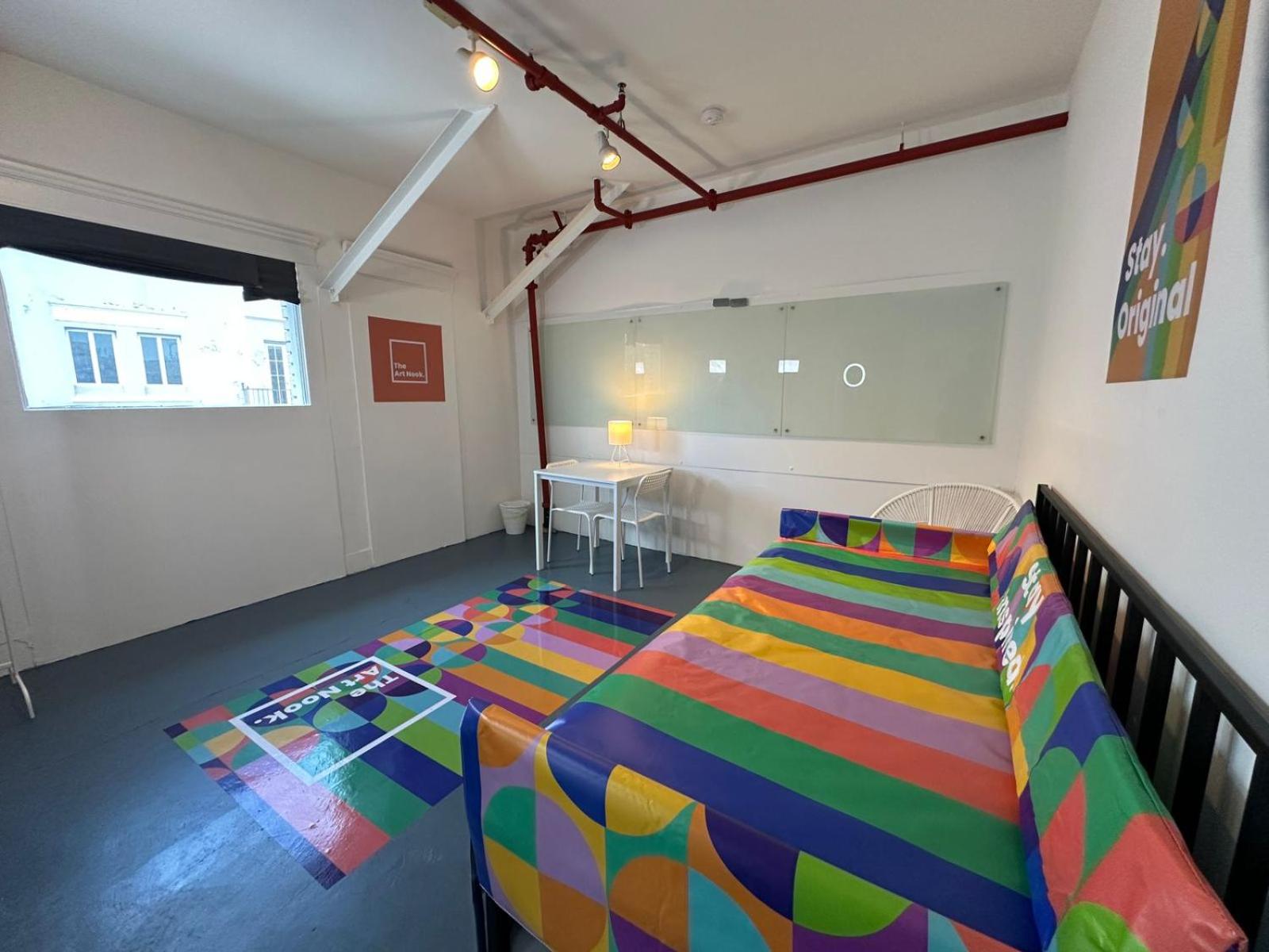 The Art Nook Private Rooms on Hollywood Blvd