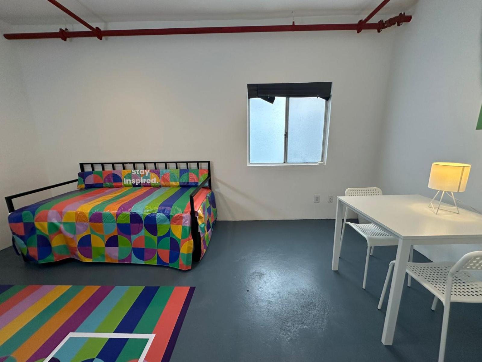 The Art Nook Private Rooms on Hollywood Blvd