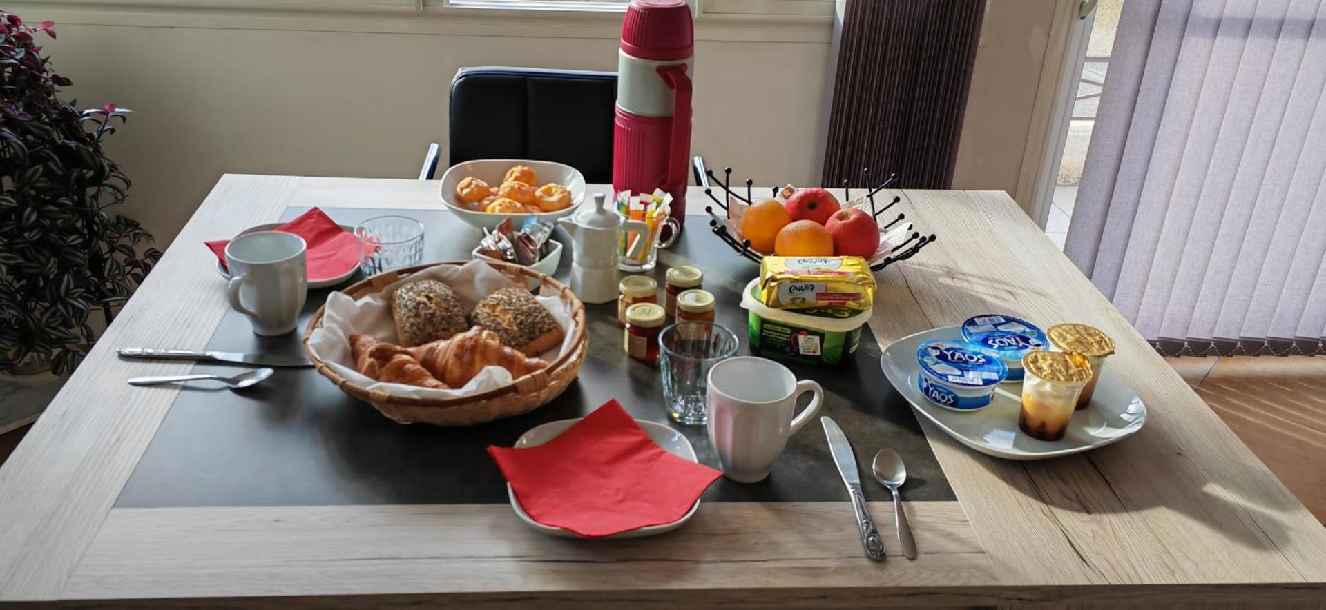 Continental breakfast