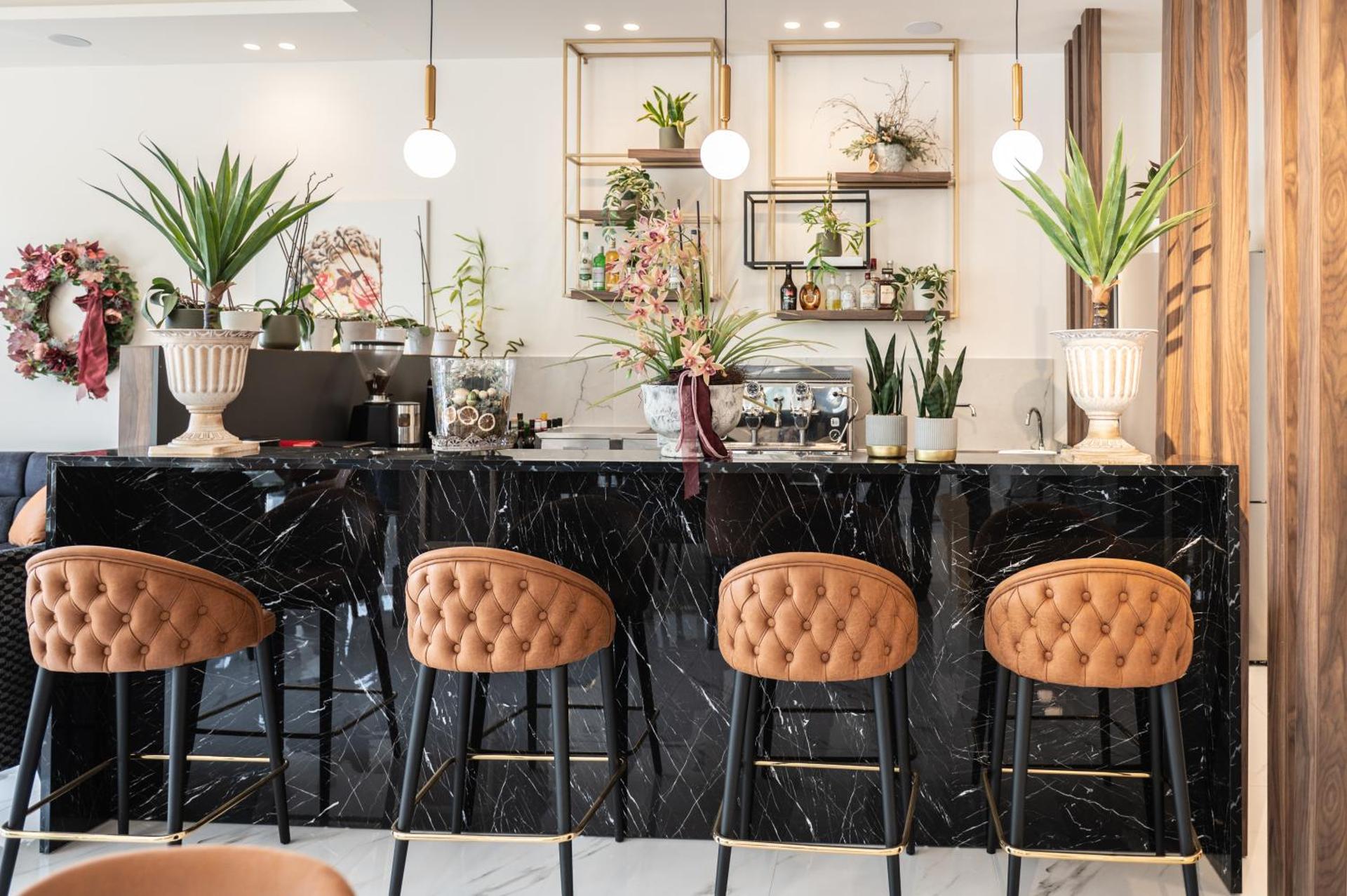 ALEXANDRA Boutique Residence Downtown