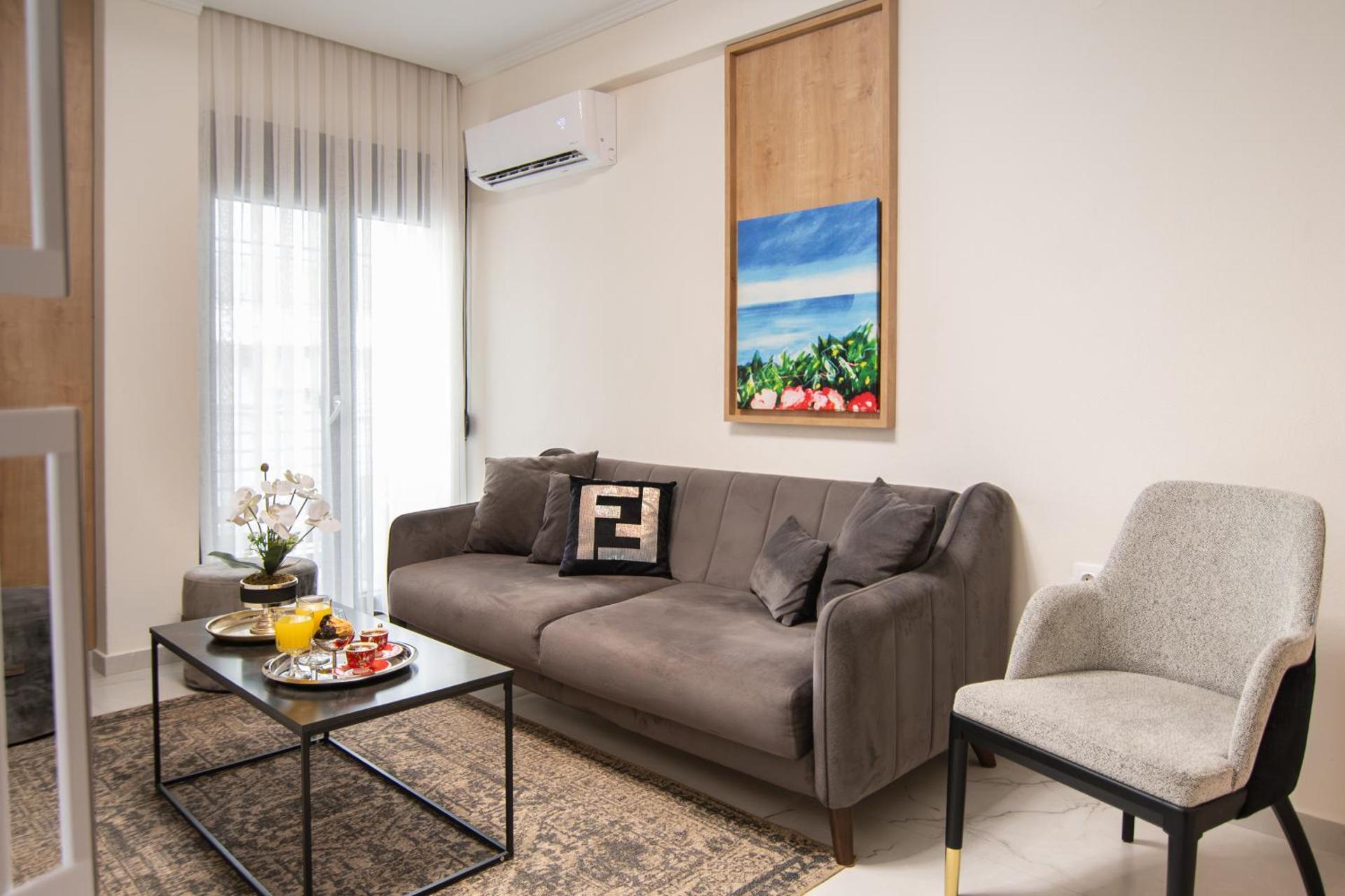 ALEXANDRA Boutique Residence Downtown