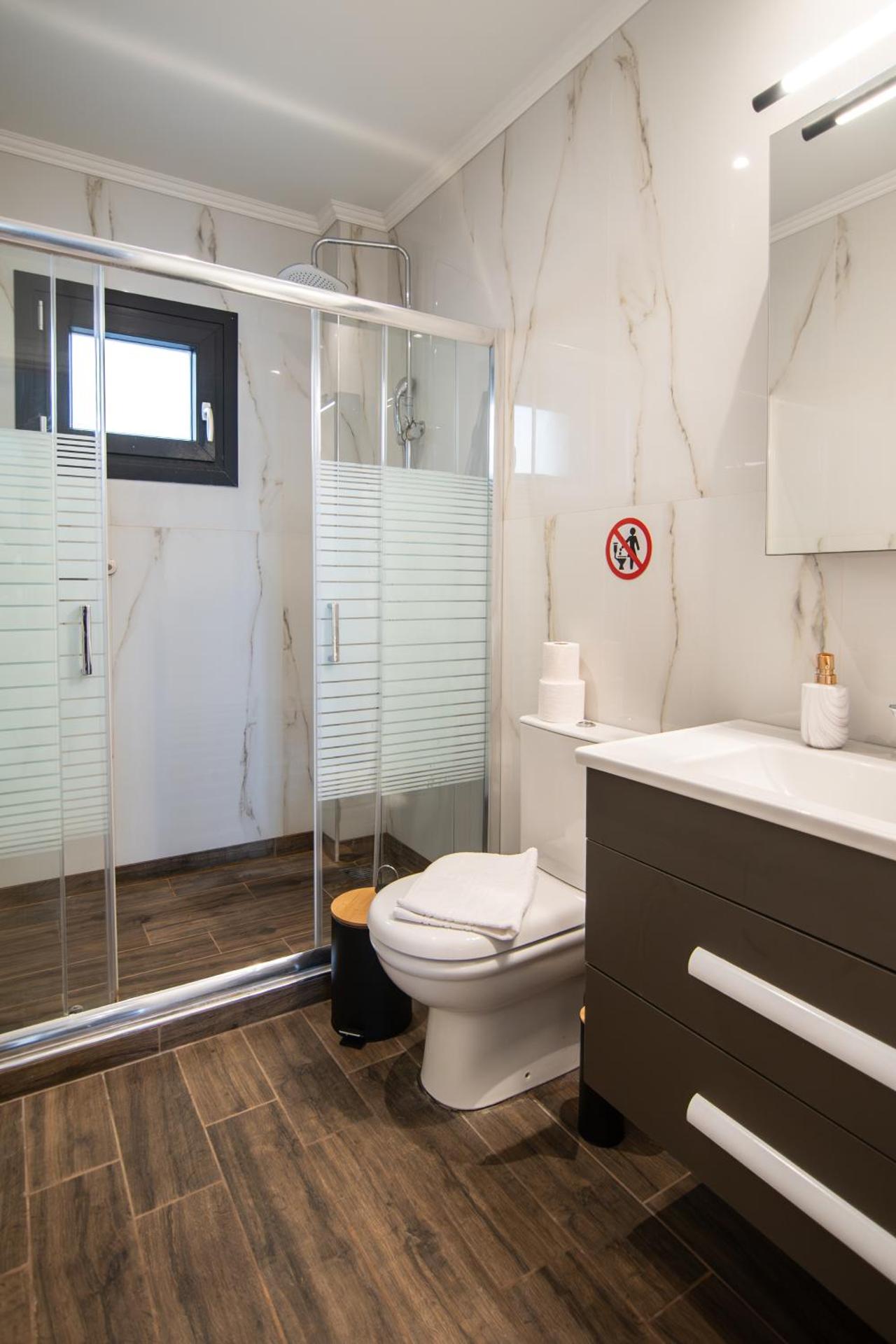 ALEXANDRA Boutique Residence Downtown