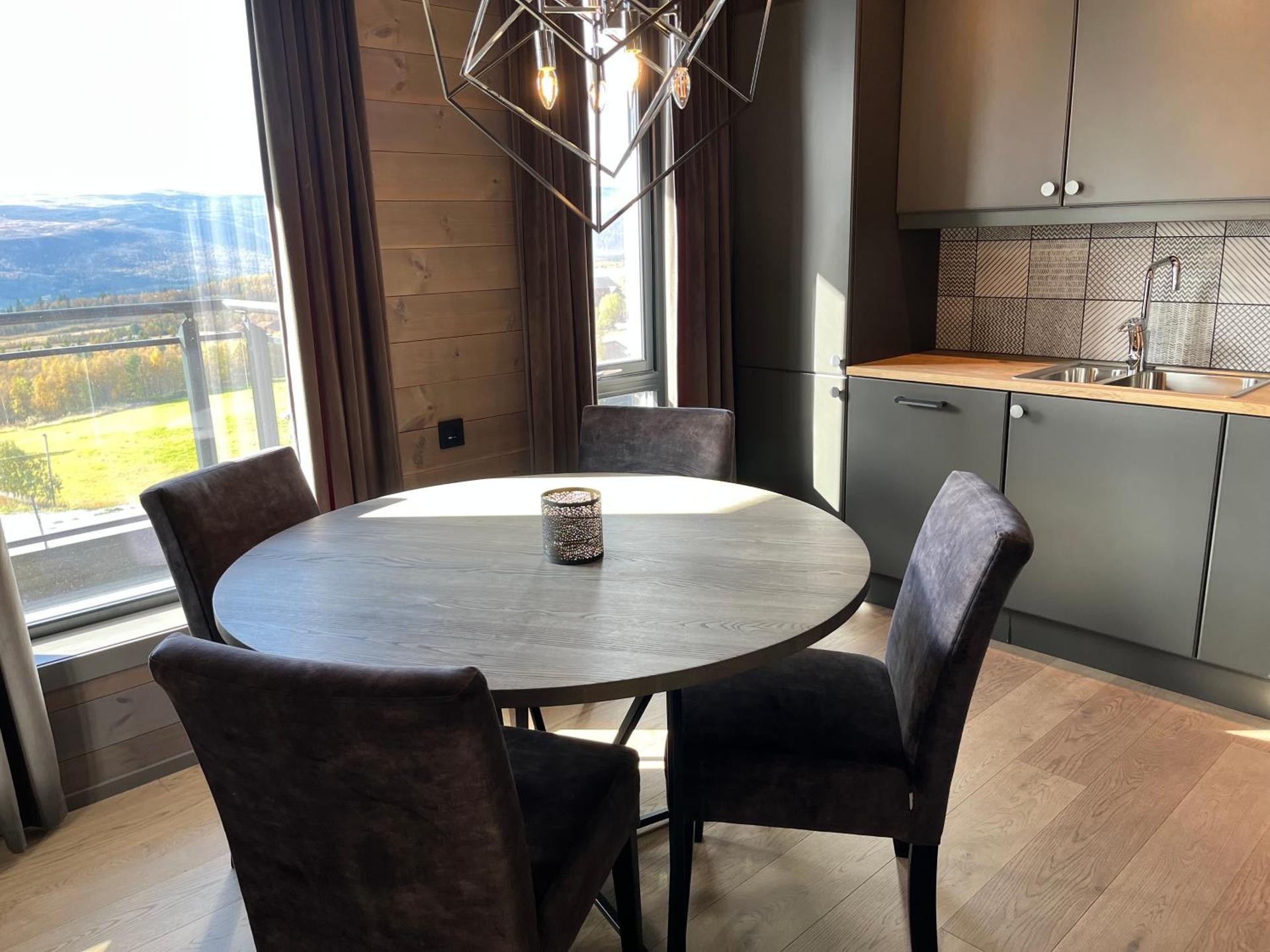 Riddertunets utsikt til Slettefjell