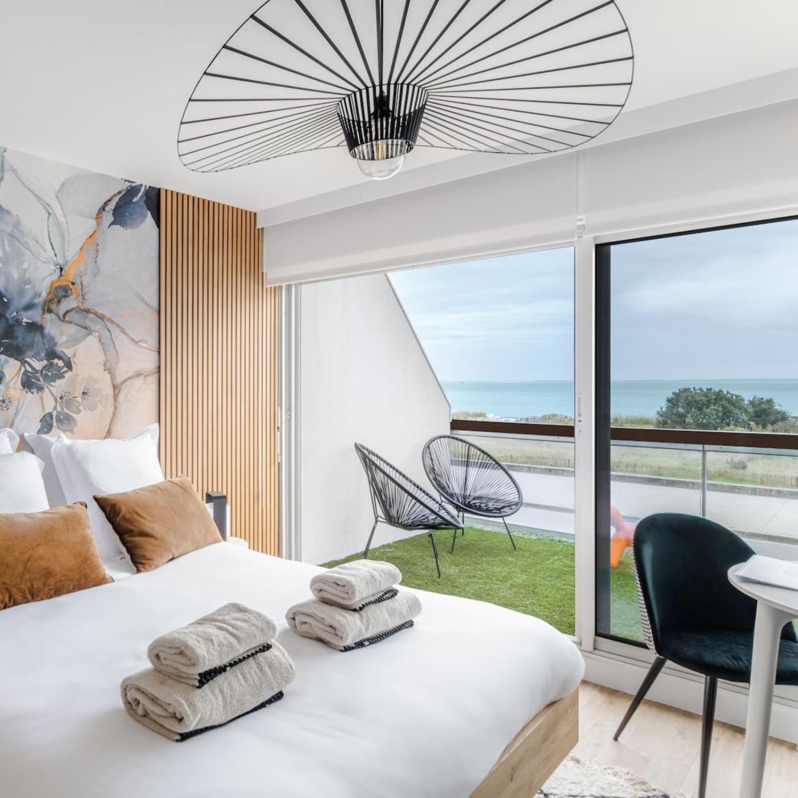 Horizon bleu depuis un studio unique