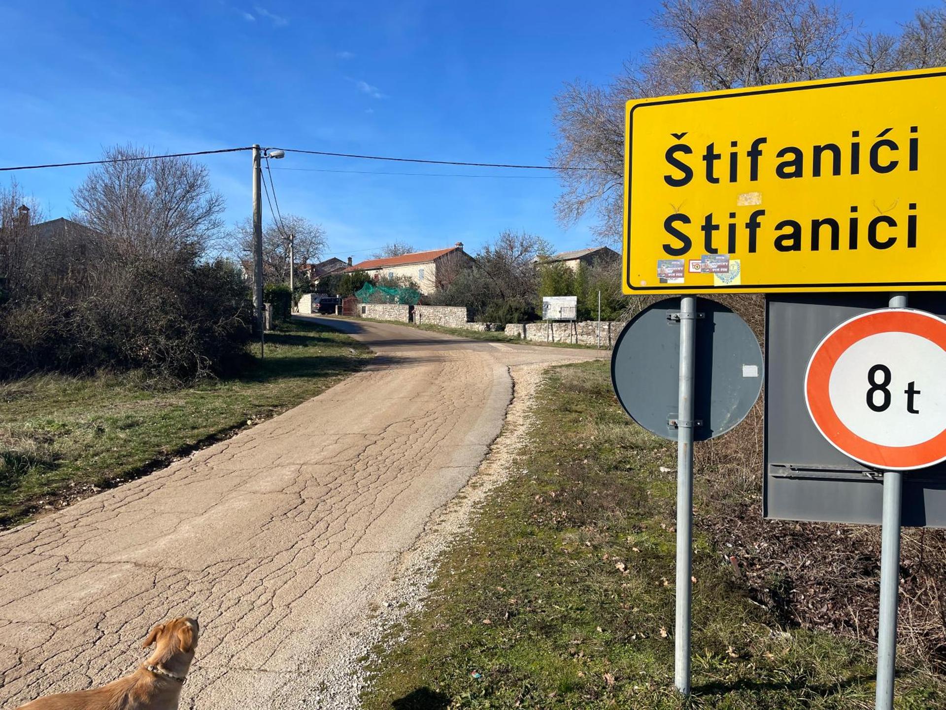 Holiday Home Ava1 with pool & Holiday Home Ava2 with whirlpool