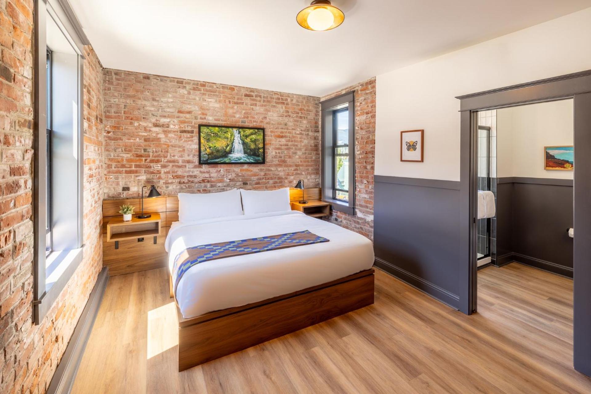 Lightwell Hotel & Spa