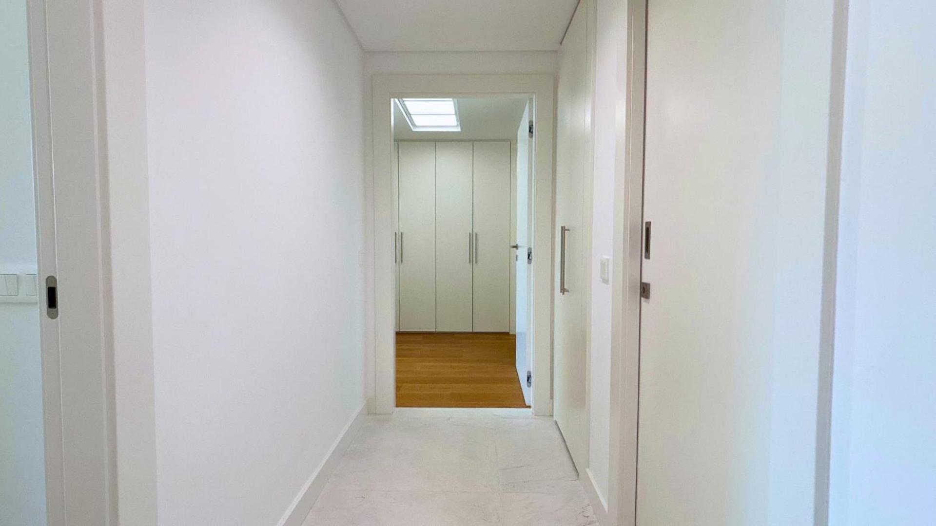 The Venus Apartment By Sam Houses