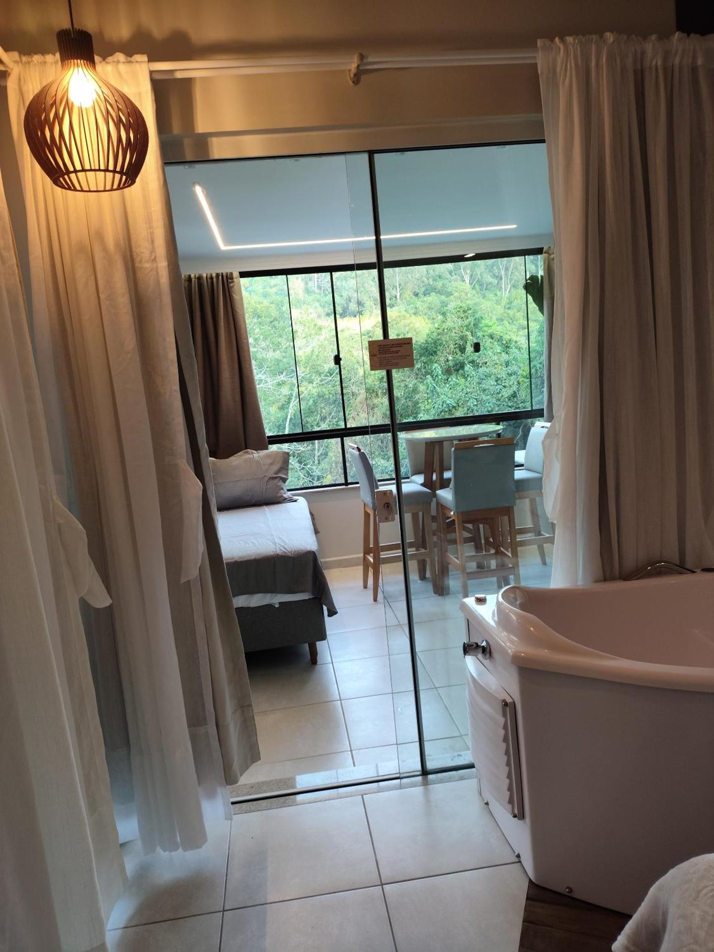 Bombinhas Guest House